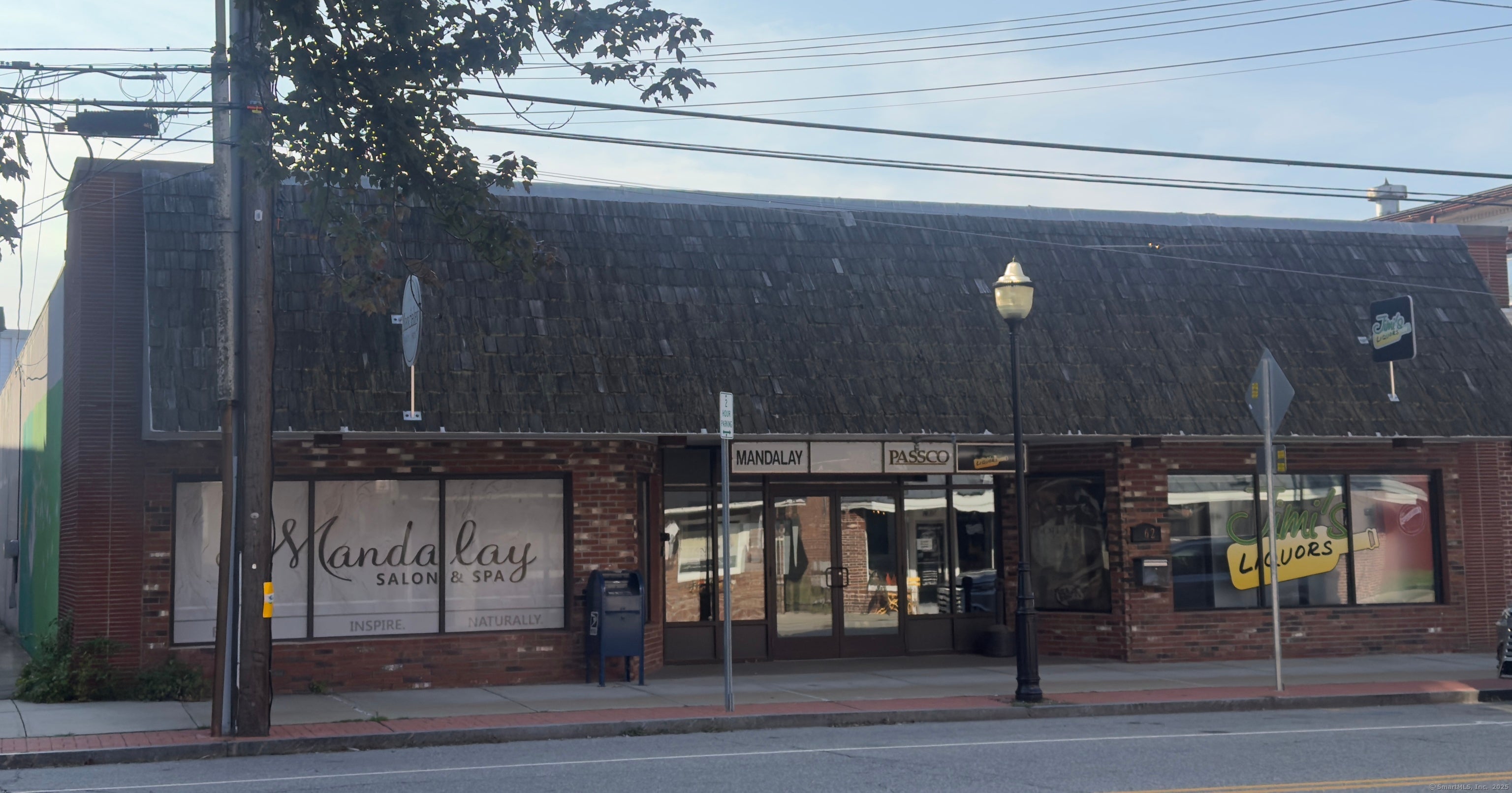 162 Main Street — photo