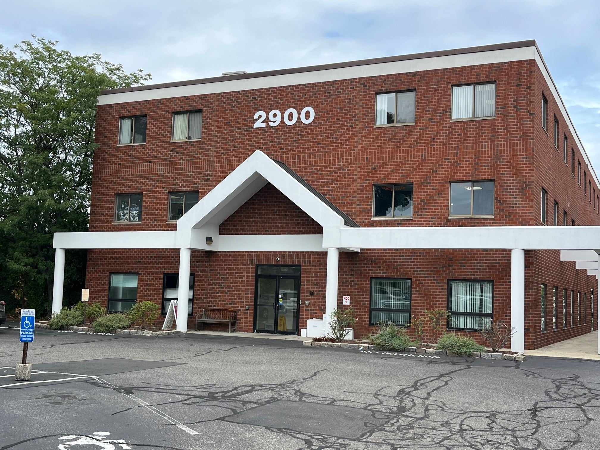 2900 Main Street 3C — photo