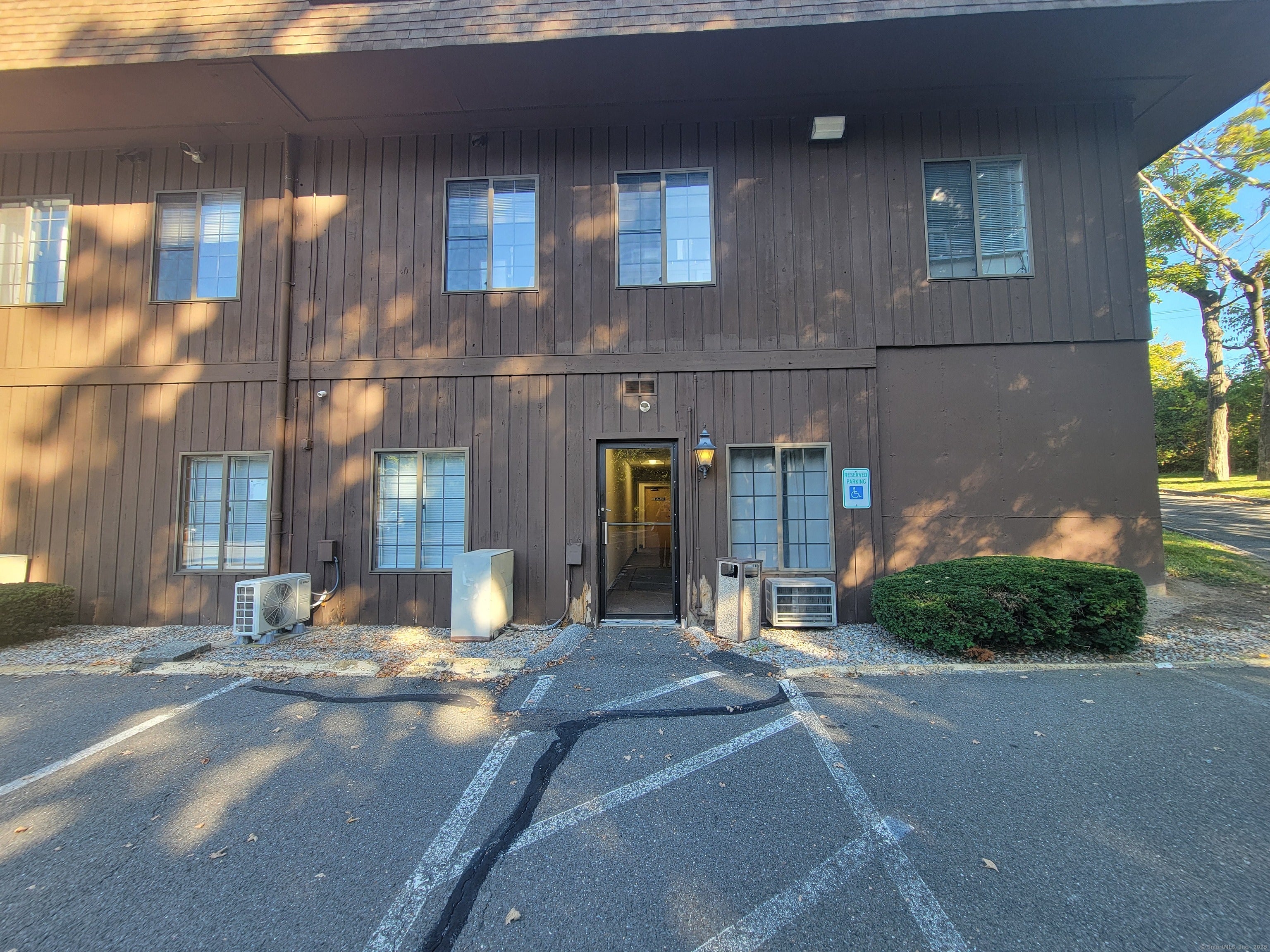 304 Federal Road Ste 116 — photo