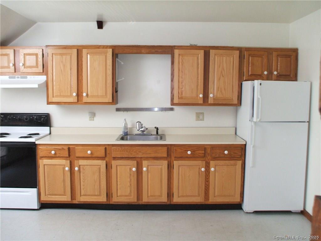 568 Danbury Road 2nd Floor Office — photo