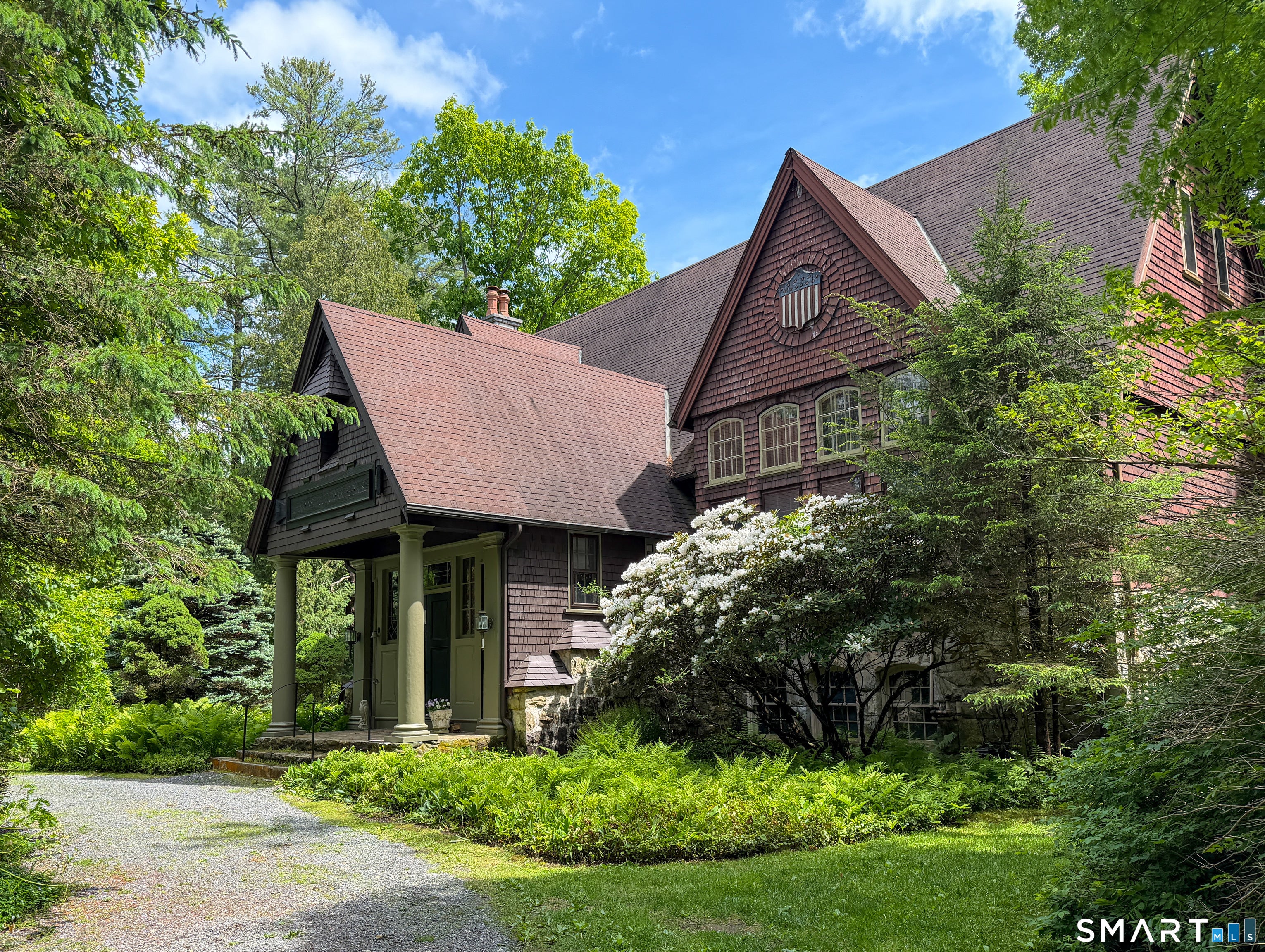 552 Twin Lakes Road — photo