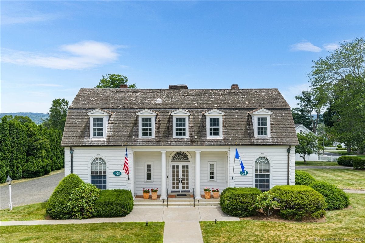 31 North Main Street — photo