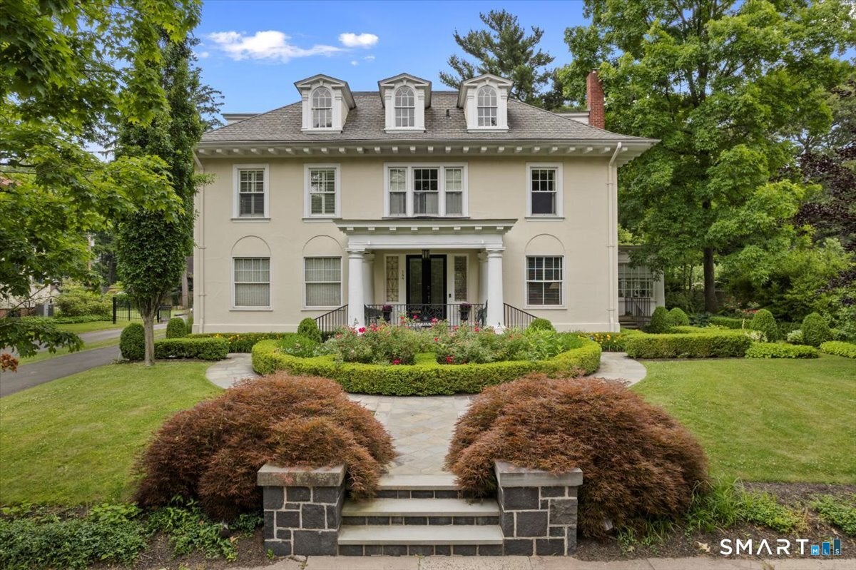144 Edgehill Road — photo