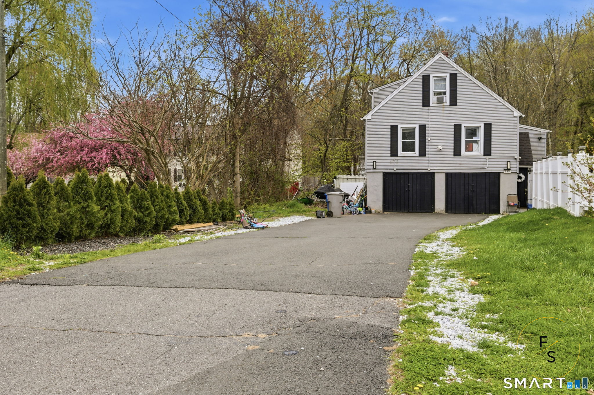 135 Newell Avenue — photo