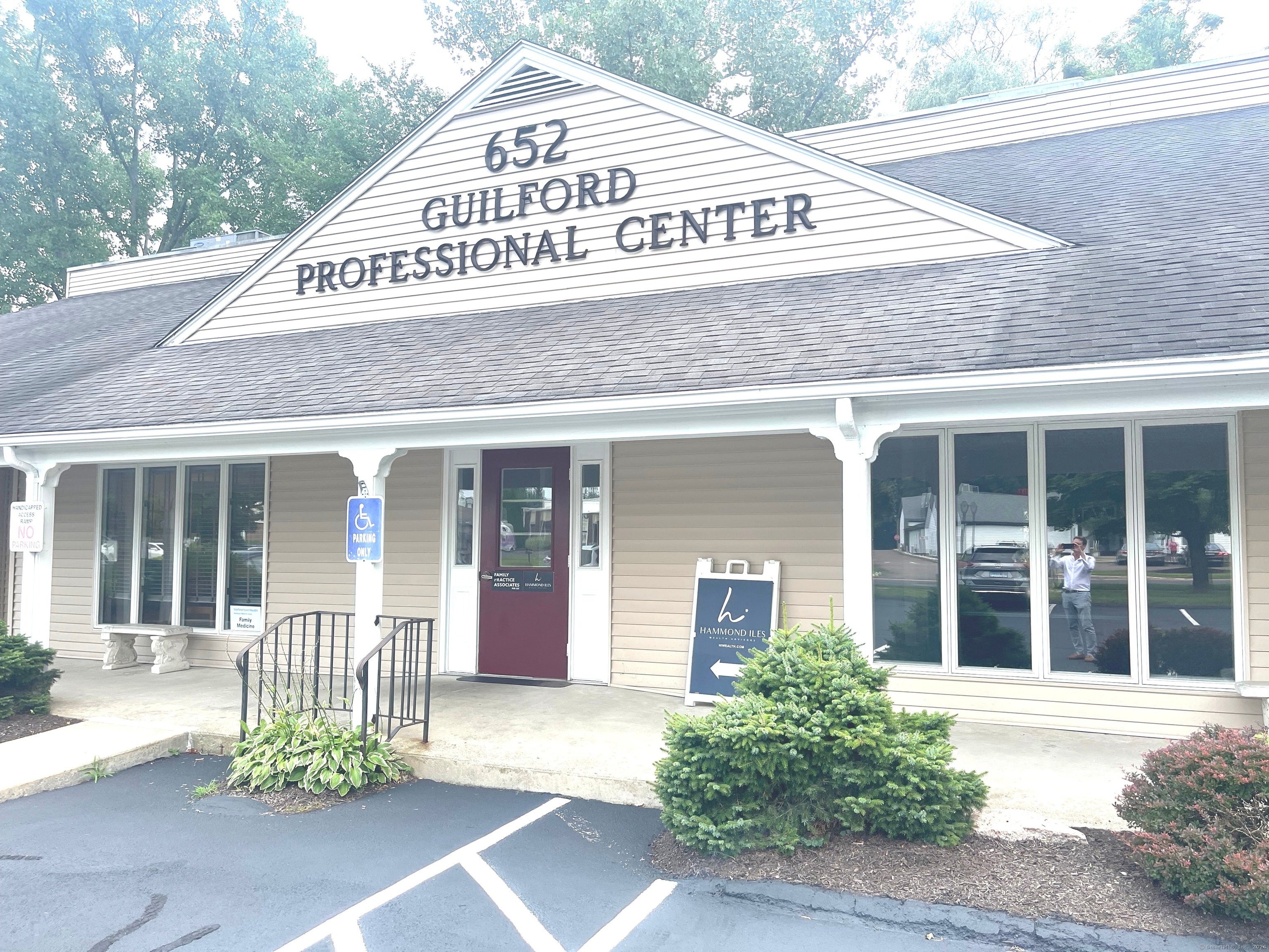 666 Boston Post Road 3 — photo