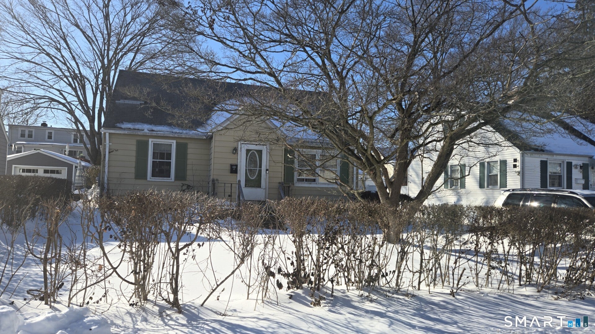 5 Lakeview Drive — photo