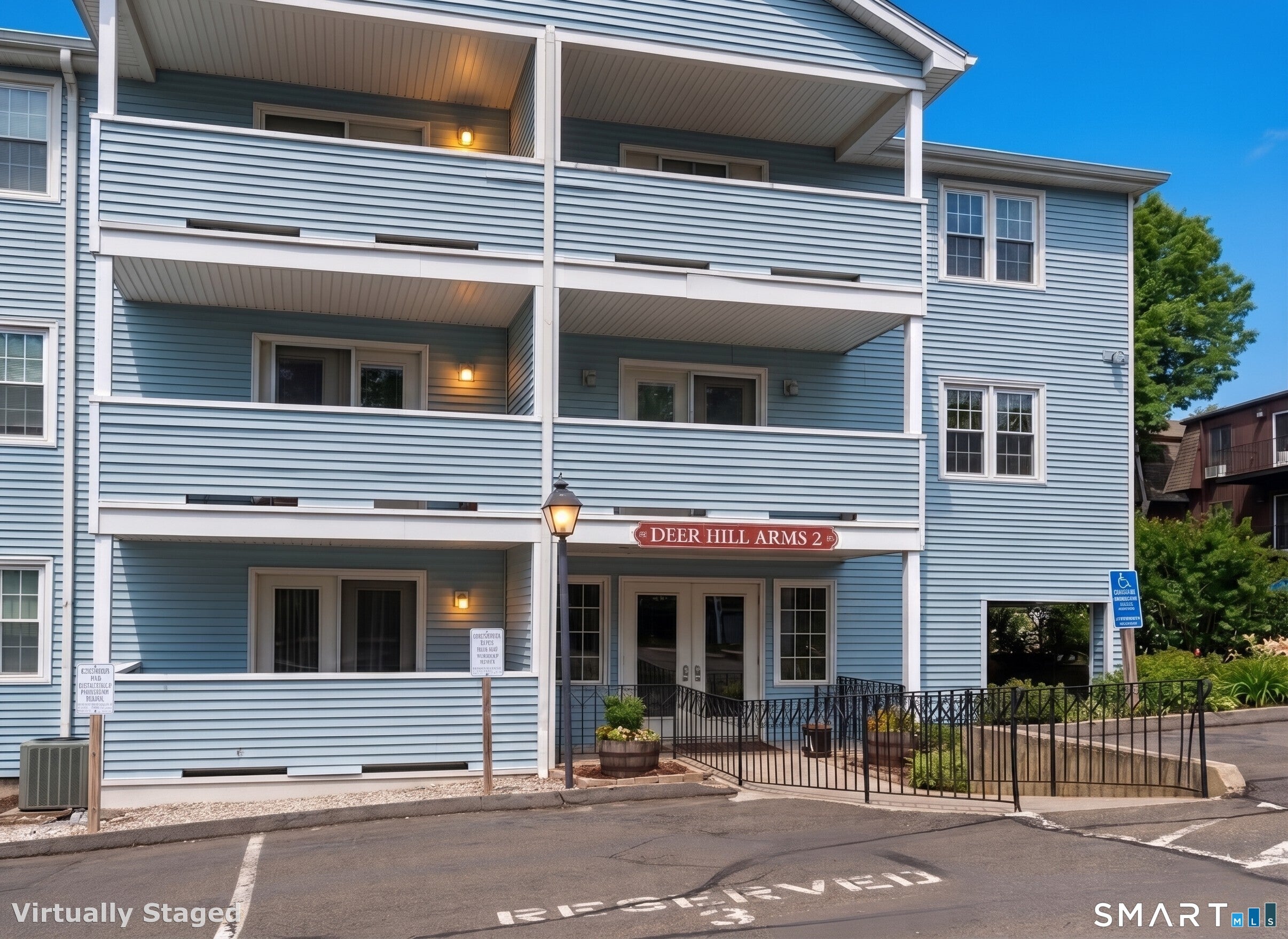 136 Deer Hill Avenue 308 — photo