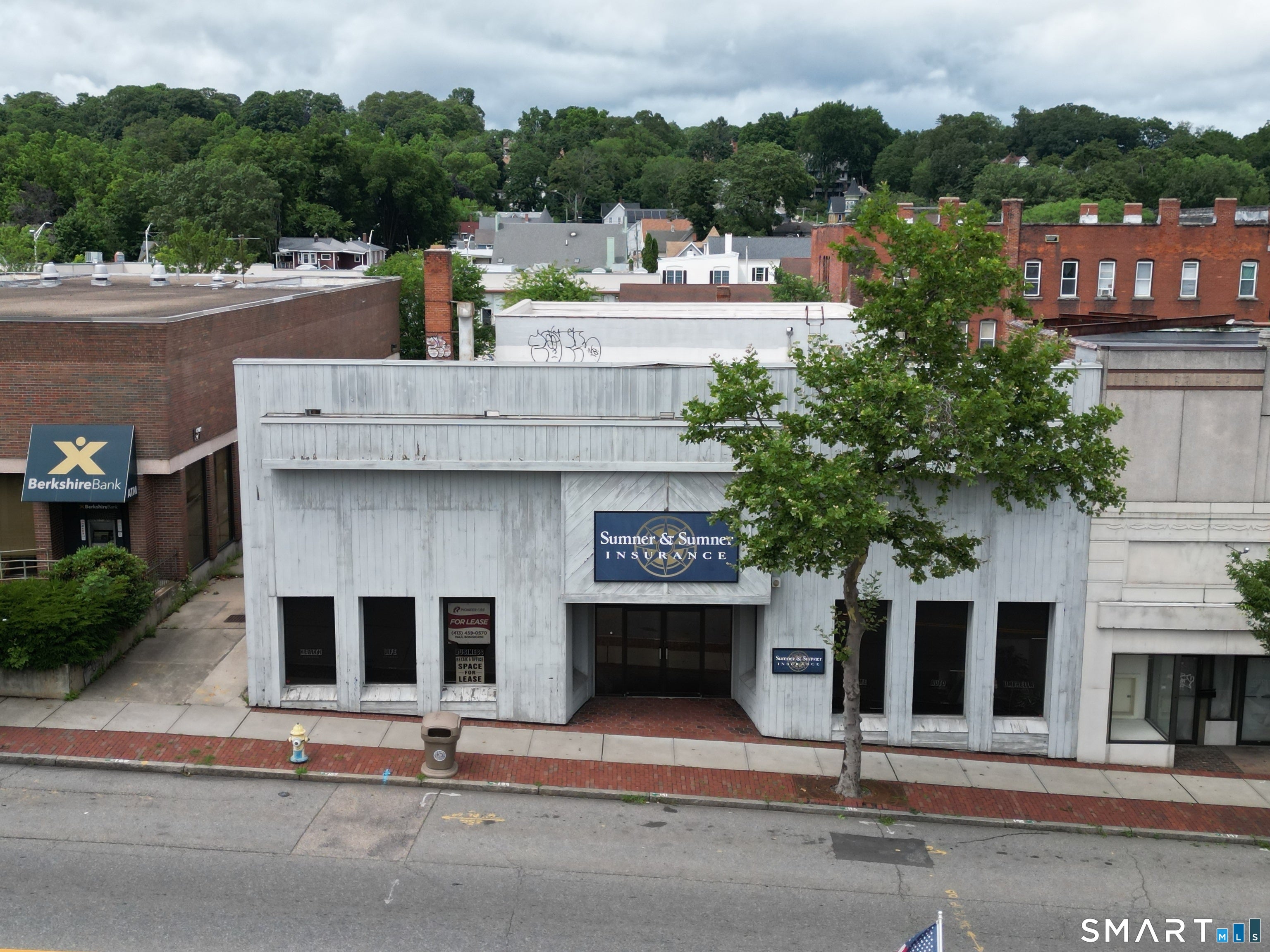 757 Main Street — photo