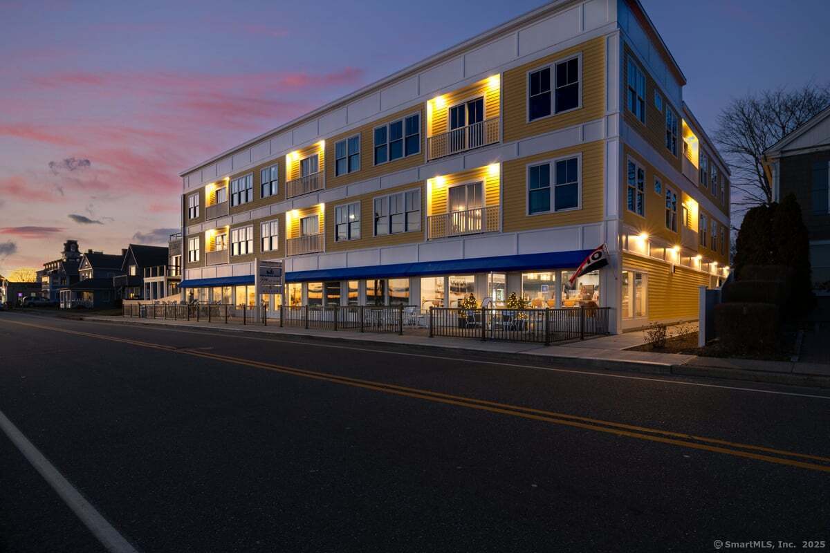 185 Main Street Apt 301 — photo