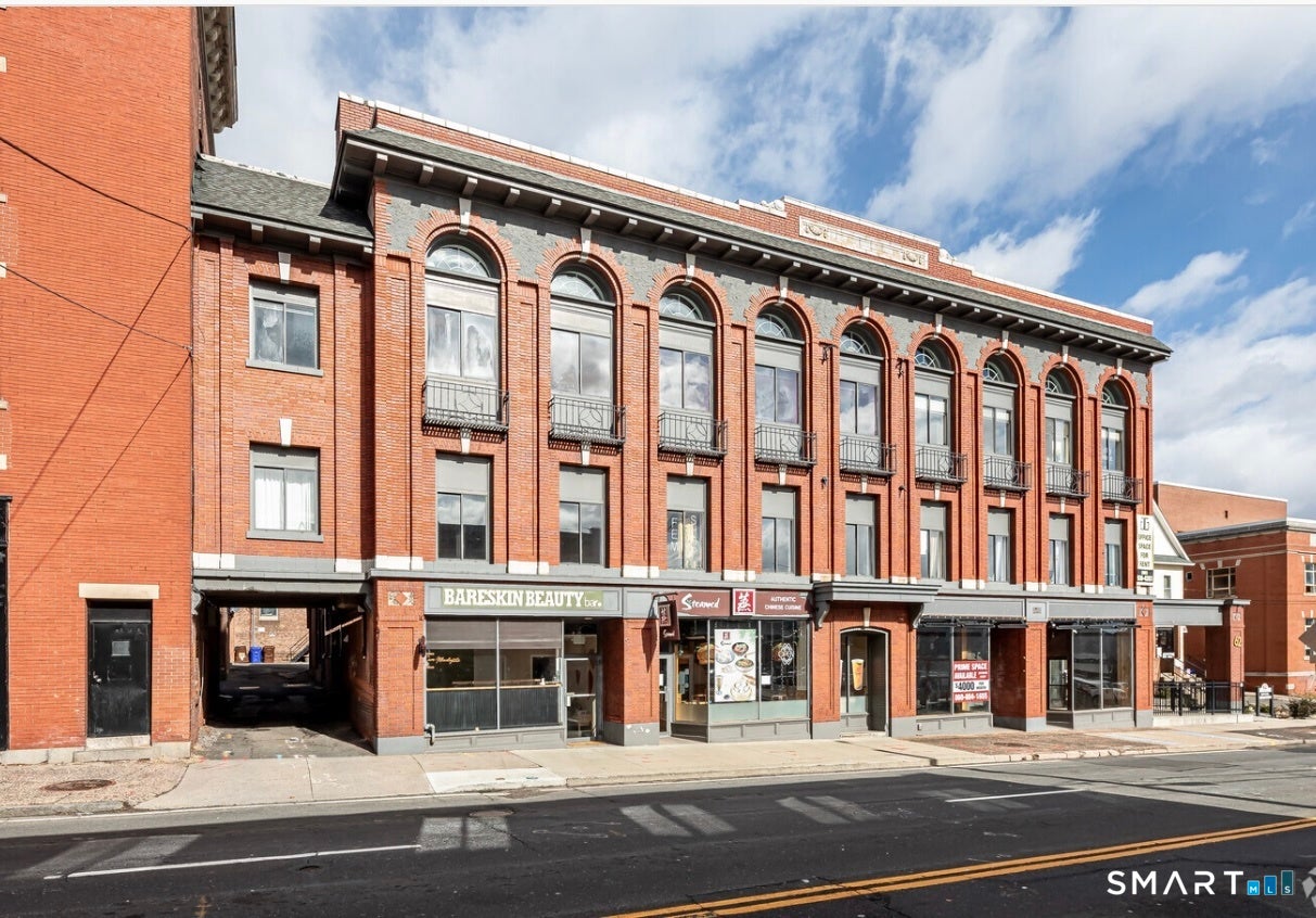 62 Washington Street Main 1 — photo