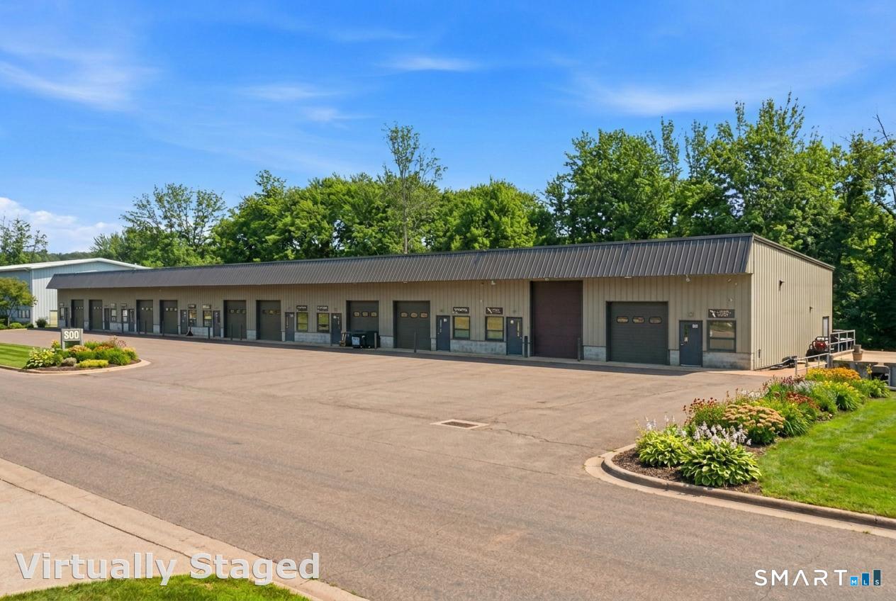 900 Industrial Park Road — photo