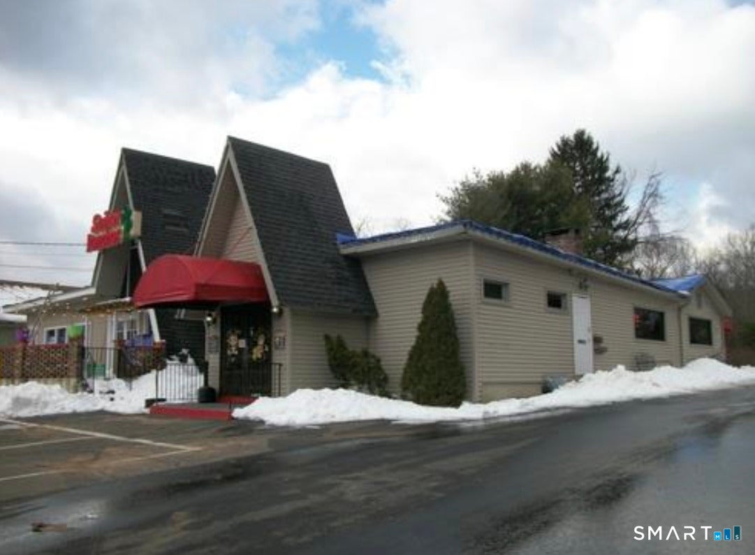 360 Watertown Road — photo