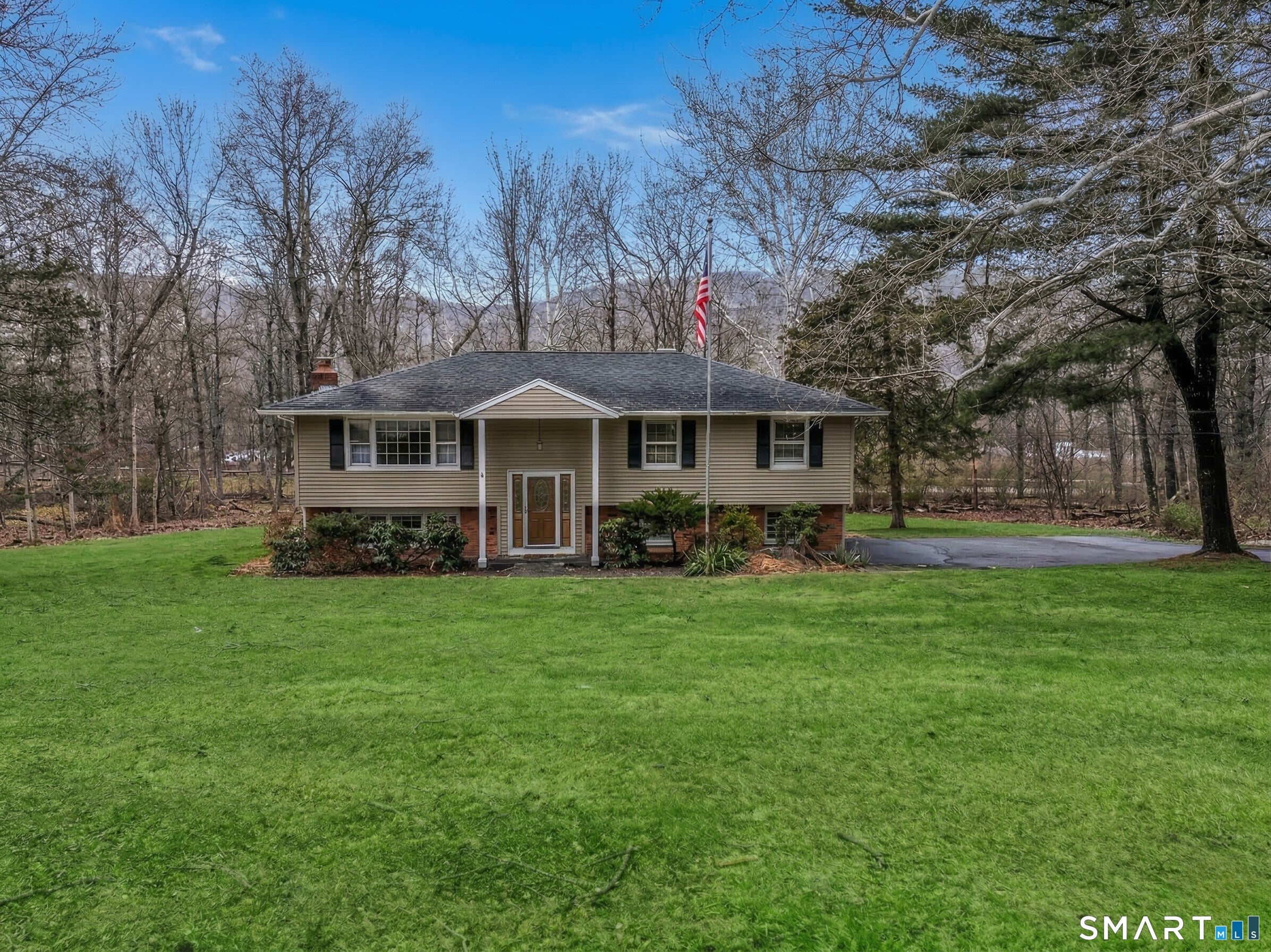 24 Prospect Drive — photo