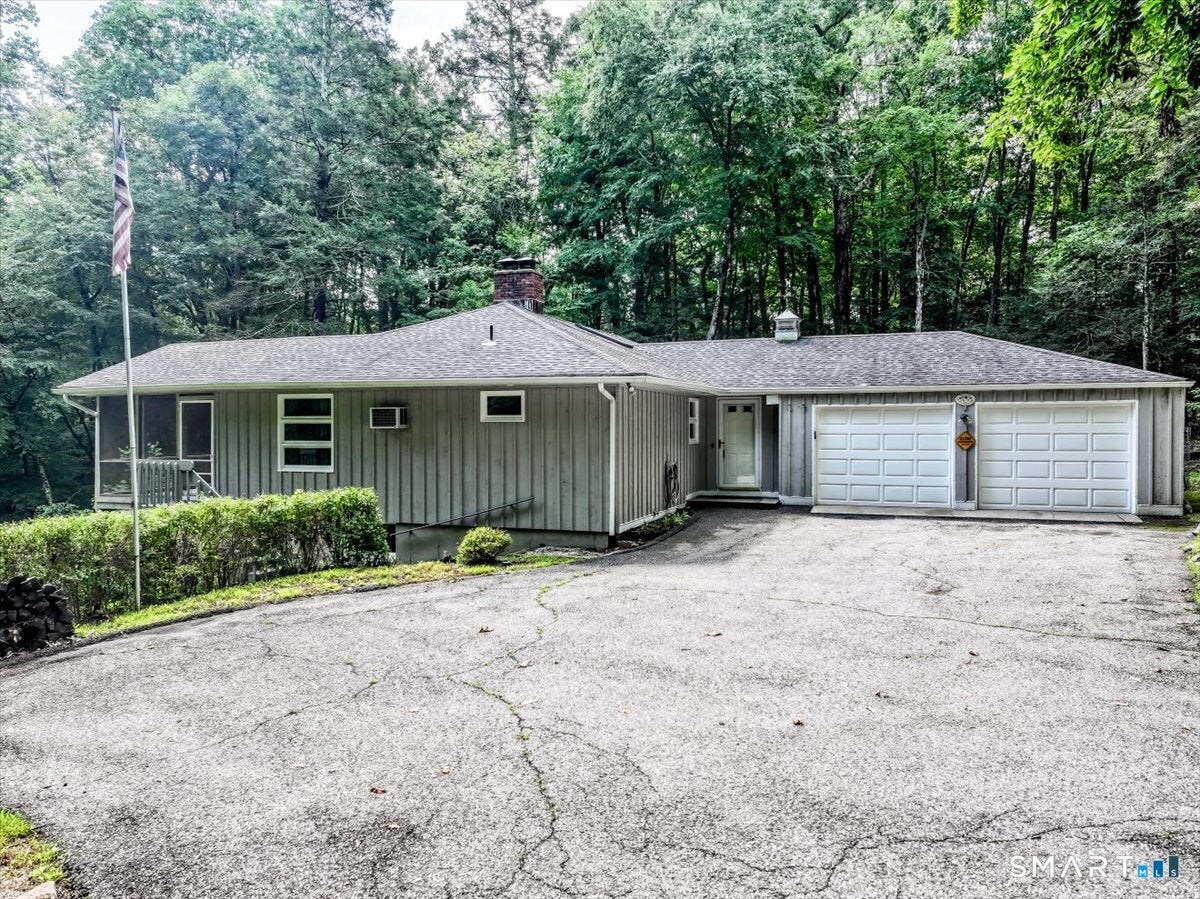 341 Candlewood Lake Road North — photo
