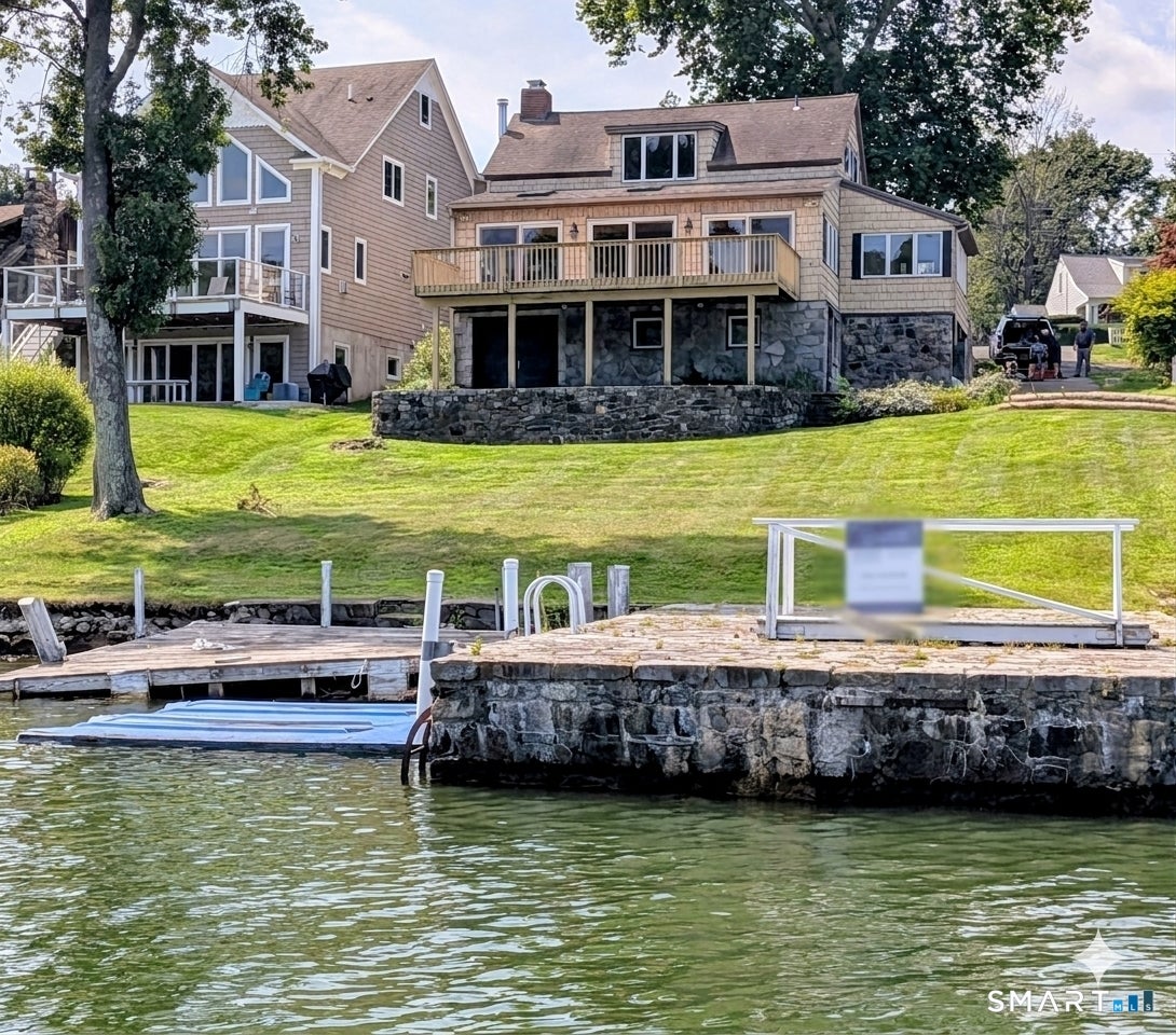 19 Cedar Drive — photo