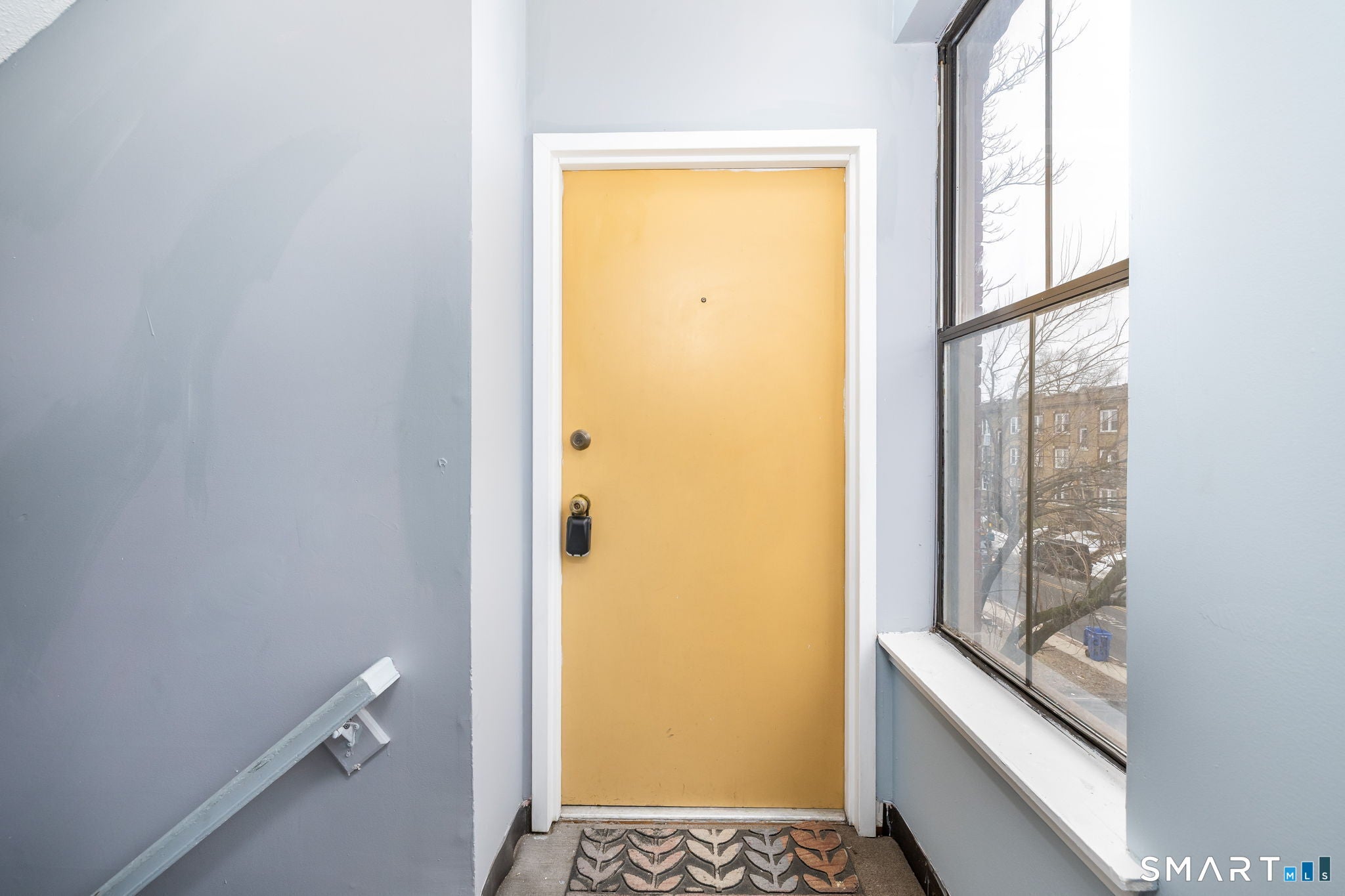 Home in Hartford, CT 06120 — photo 3