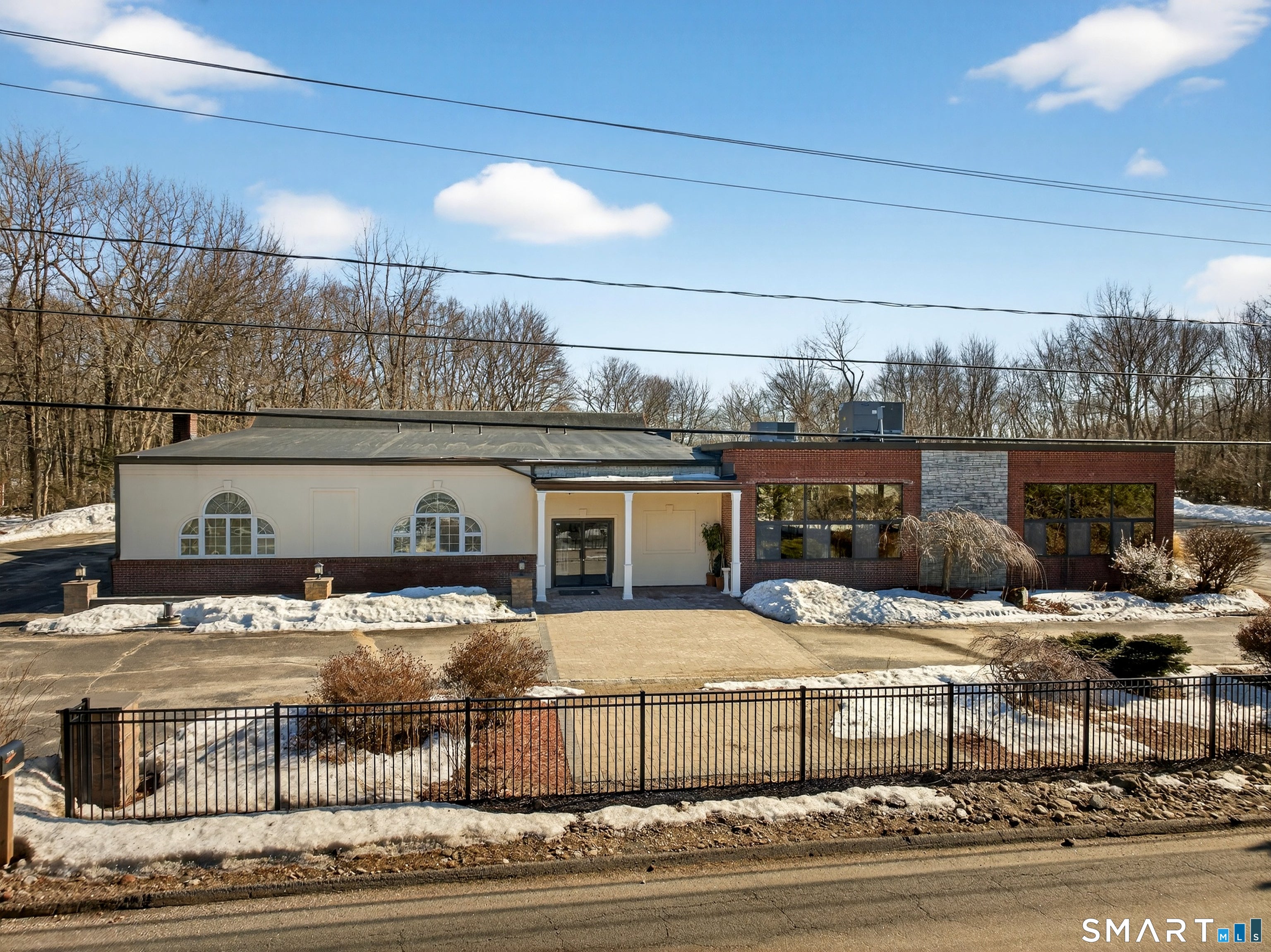 1146 Spindle Hill Road — photo
