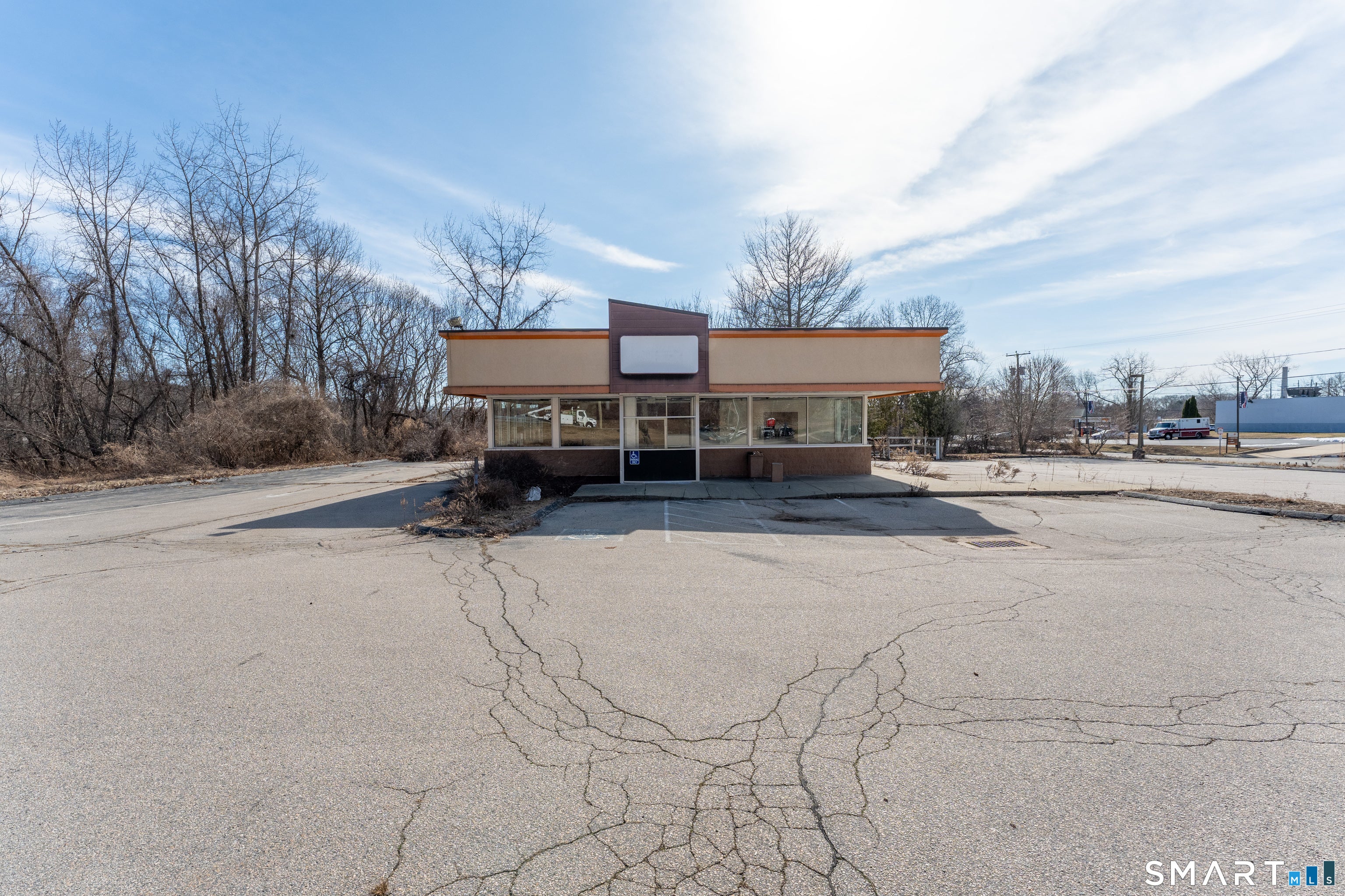 641 Norwich New London Turnpike — photo