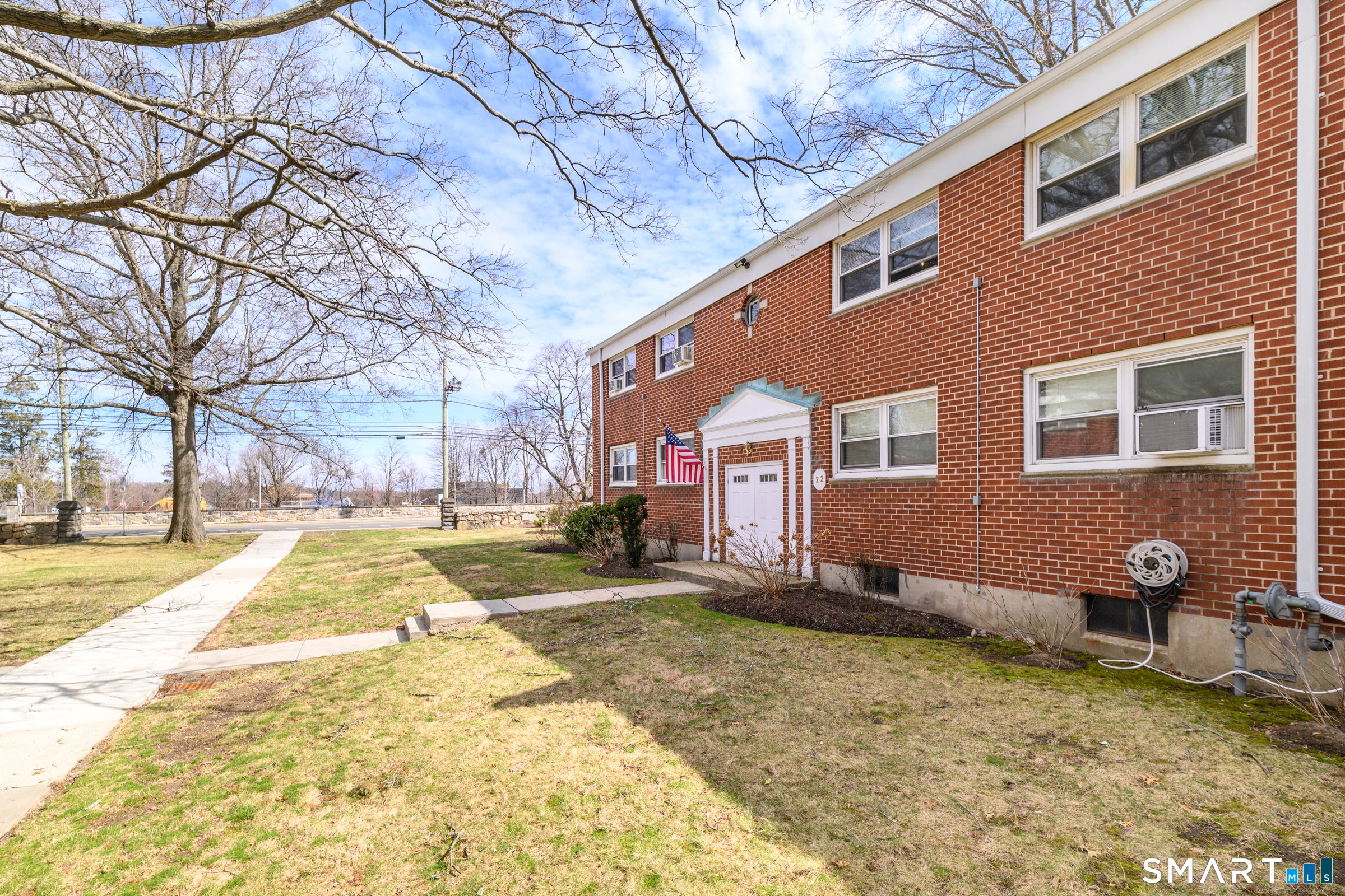 22 Courtland Avenue #4 — photo