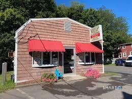 847 Main Street — photo