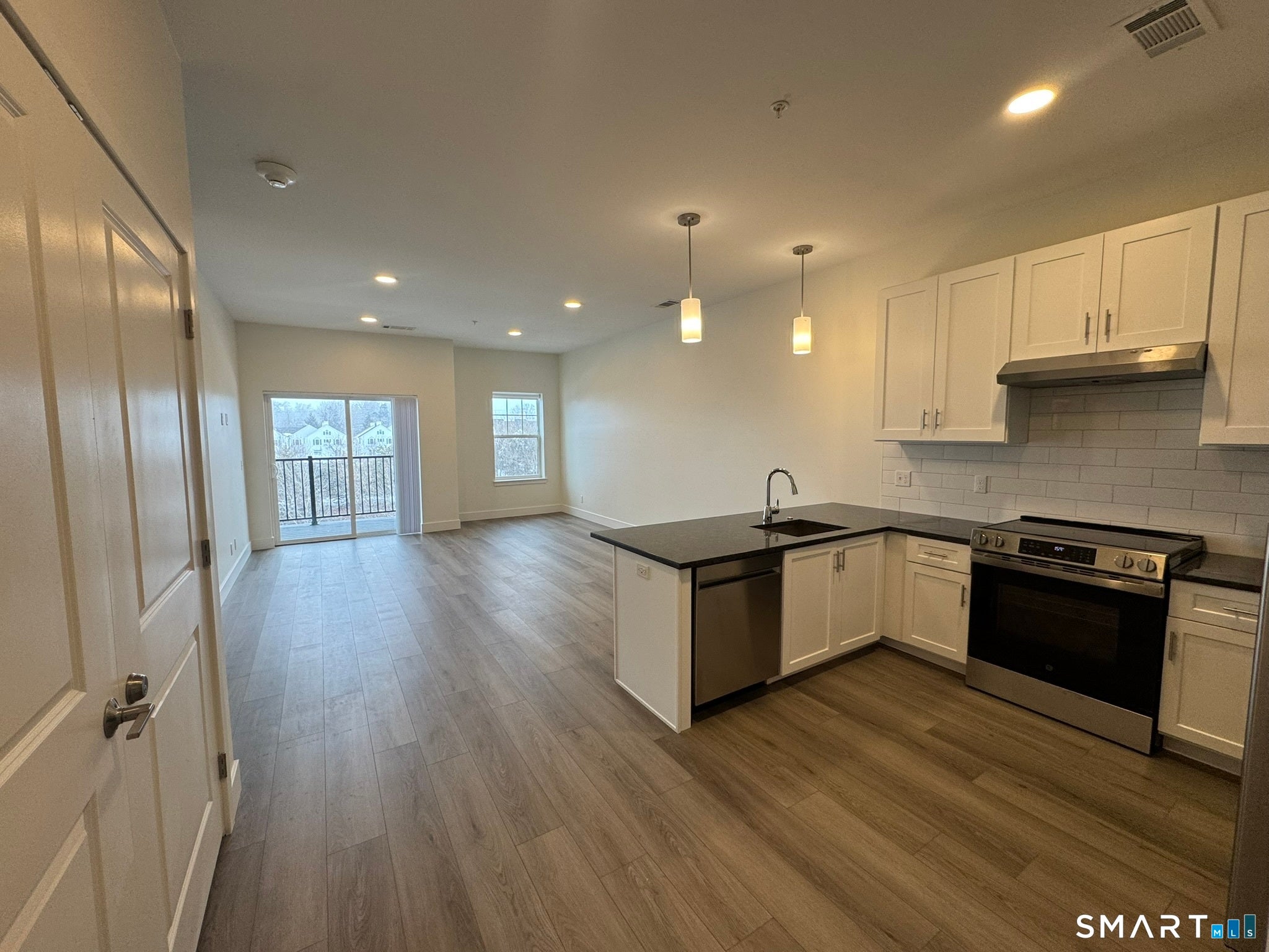 414 Berlin Turnpike 1108 — photo