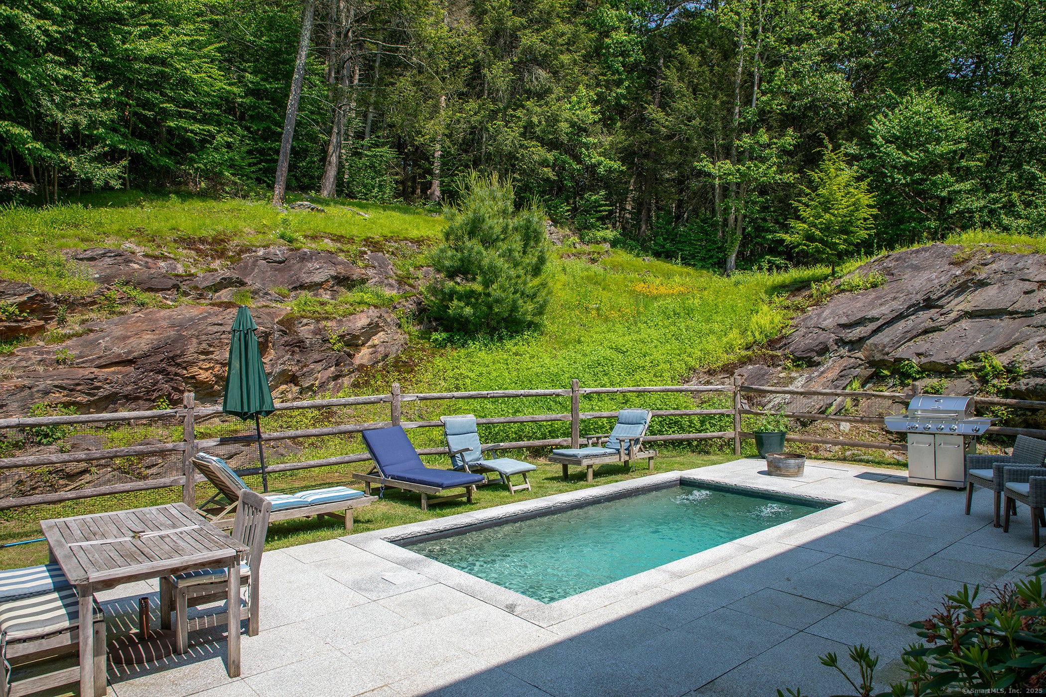 18 TUNNEL RD — photo 2