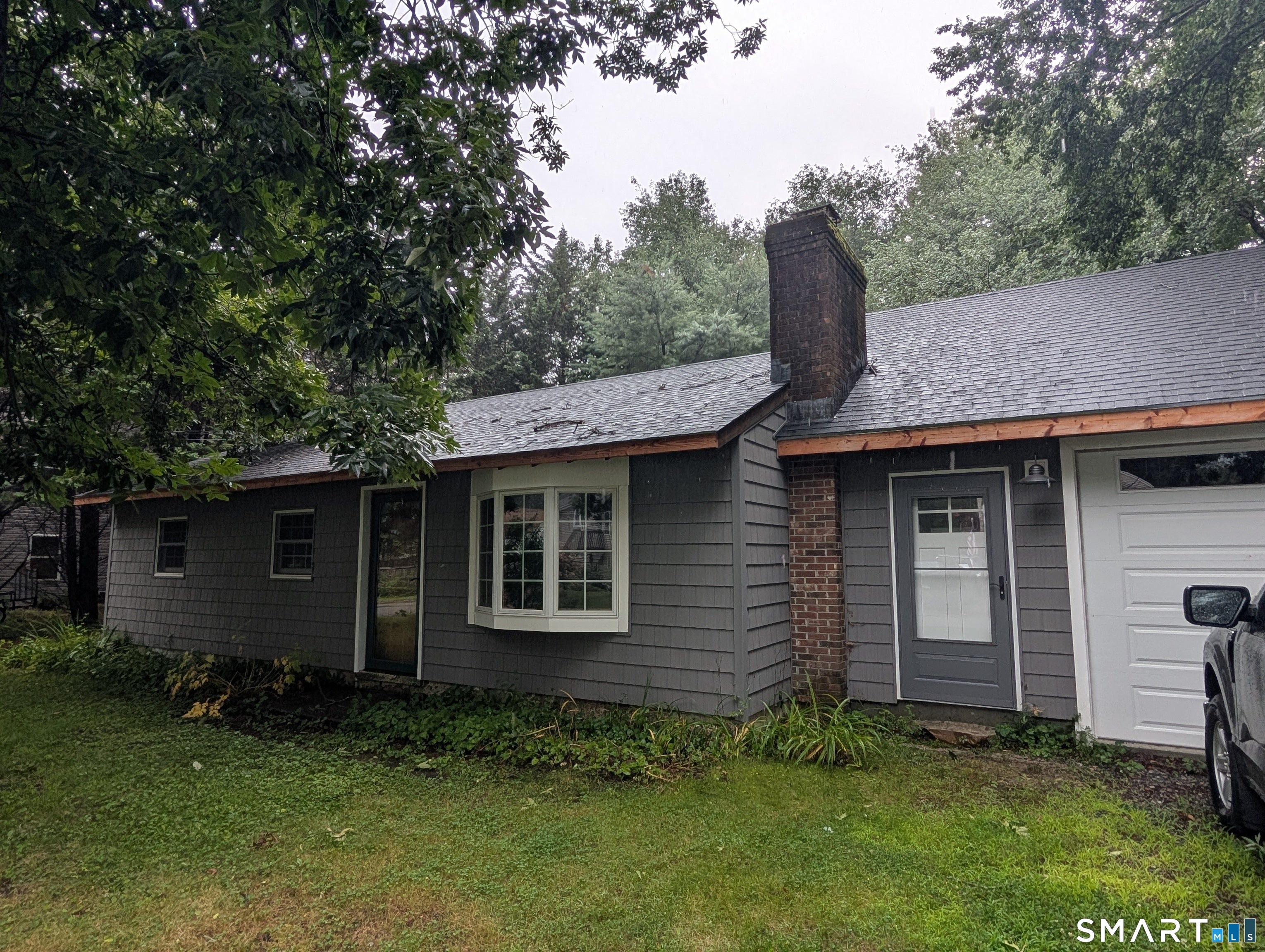 110 Laurelwood Drive — photo