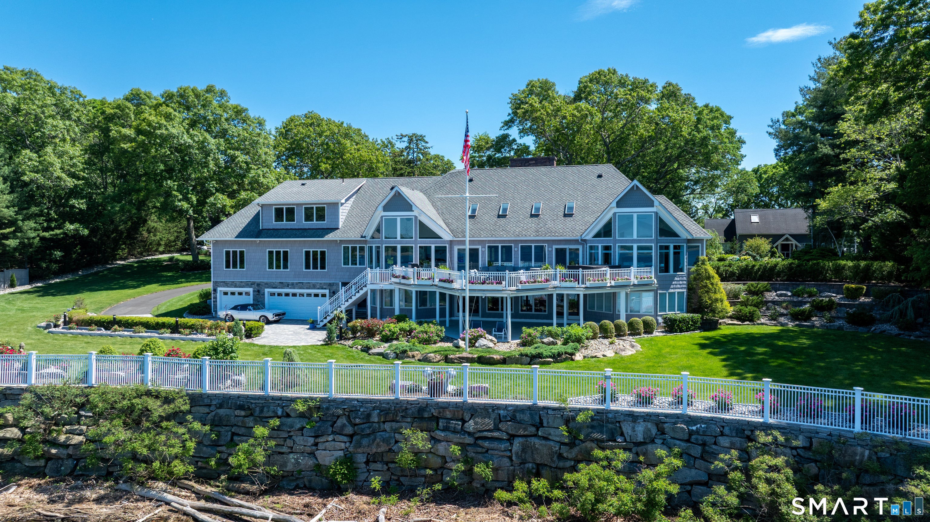 12 Rocky Point Road — photo