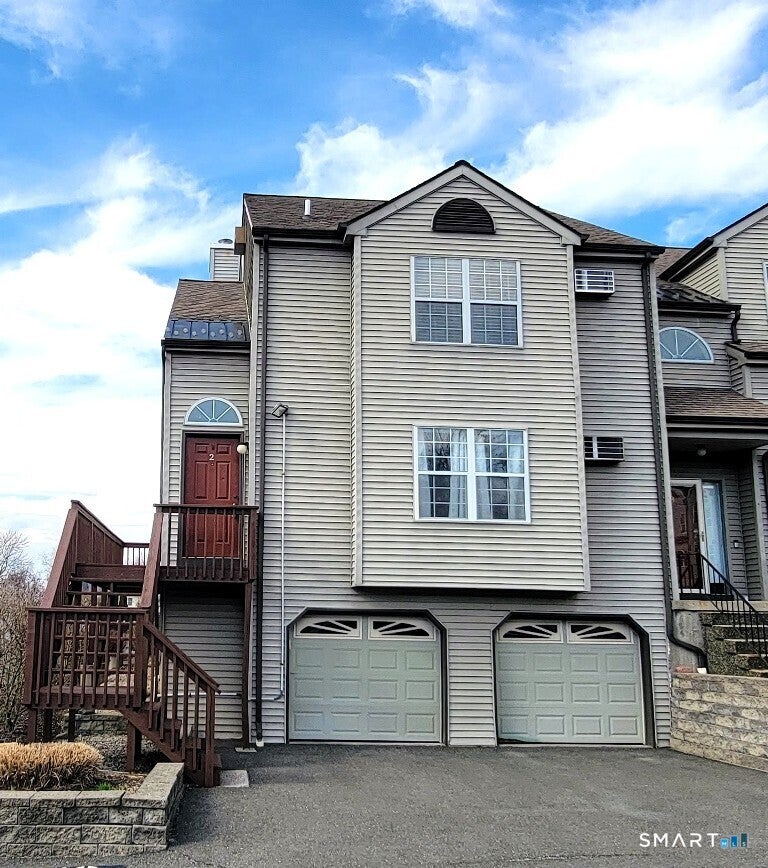 10 Taft Pointe 2 — photo