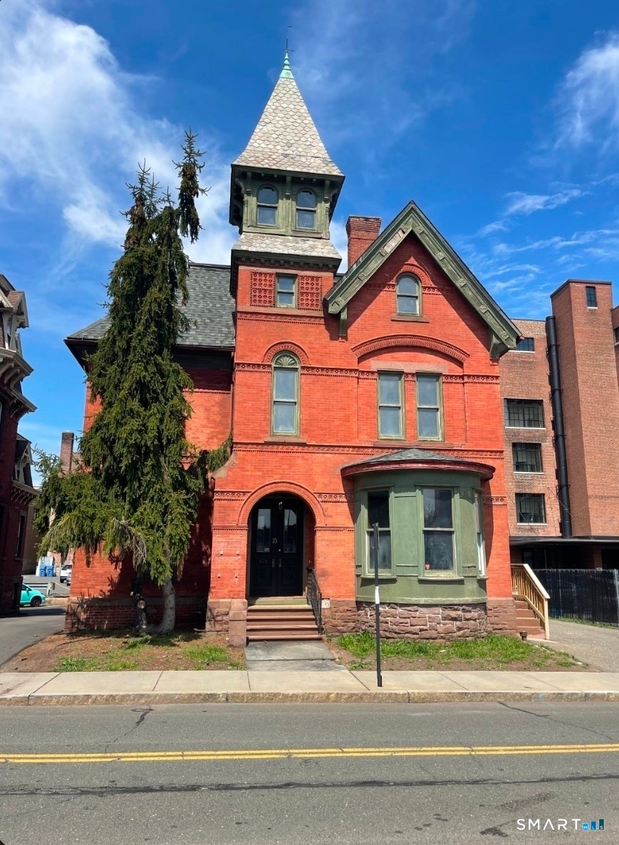 25 Court Street — photo