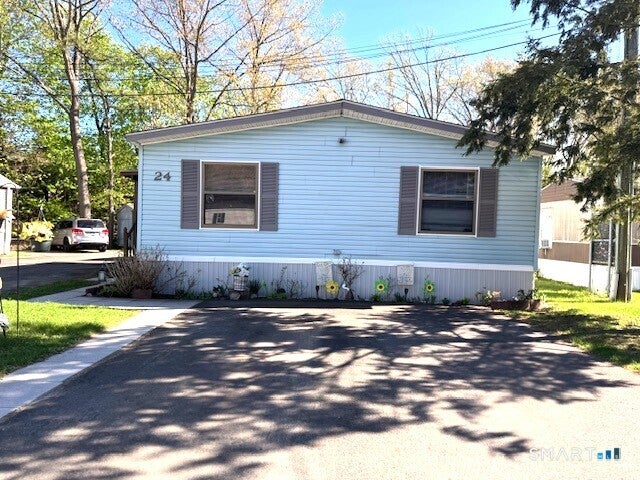 217 Dunham Street Lot 24 — photo