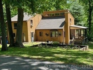 202 Crane Hollow Road — photo