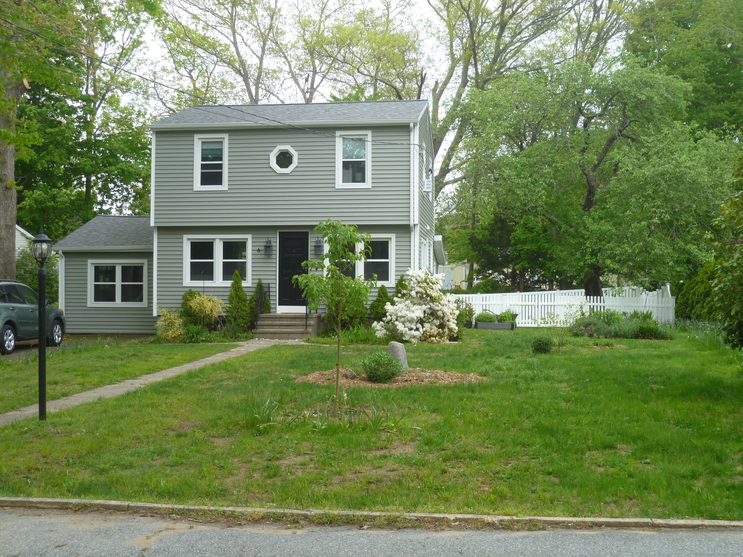 6 Sunset Lane — photo