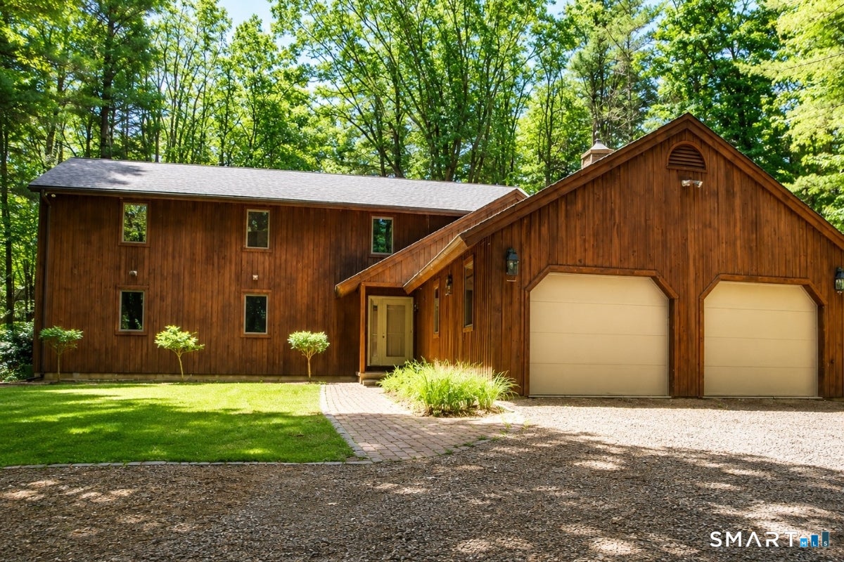 150 Sunset Ridge Road — photo