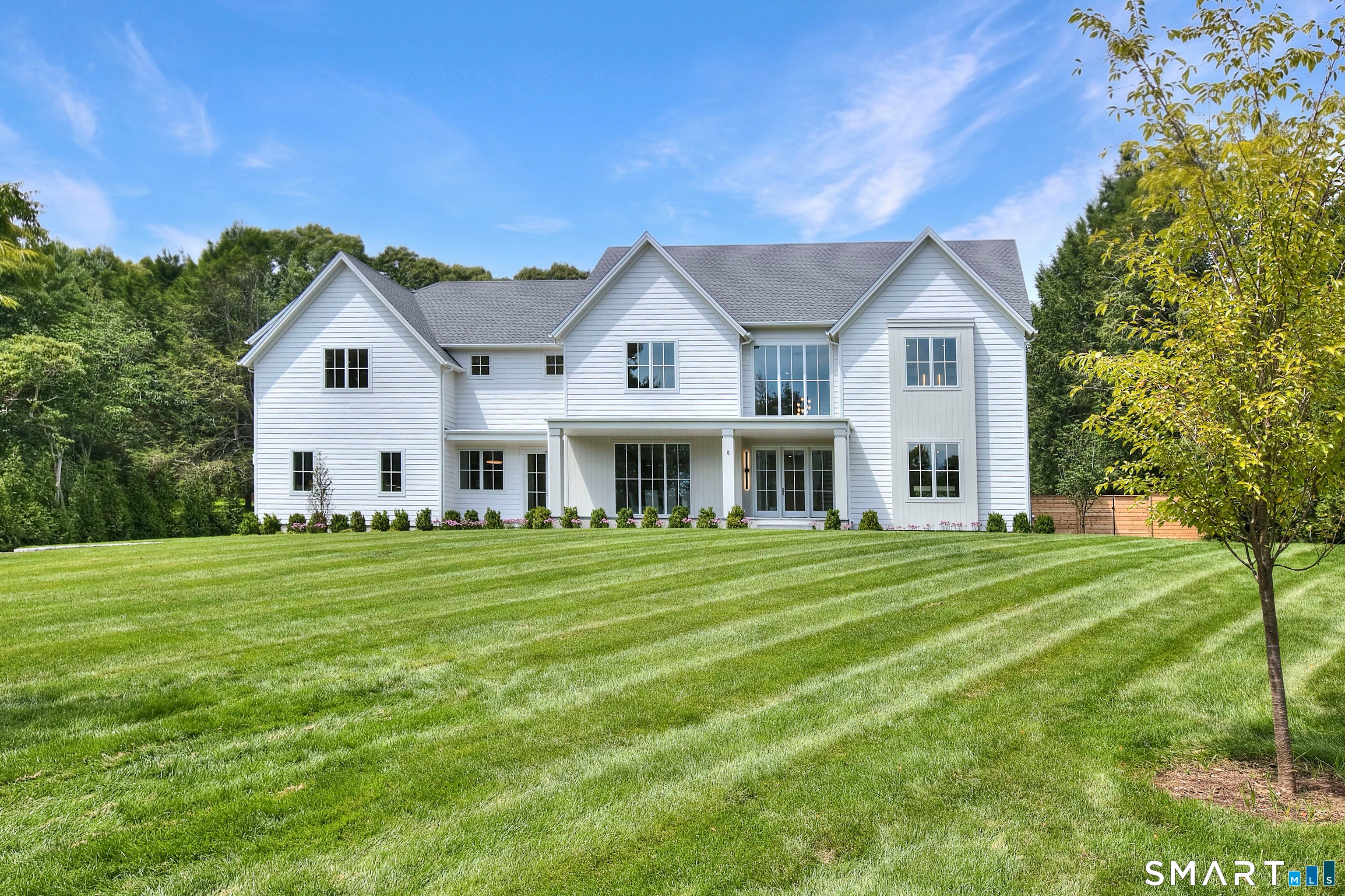 8 Pleasant Valley Lane — photo