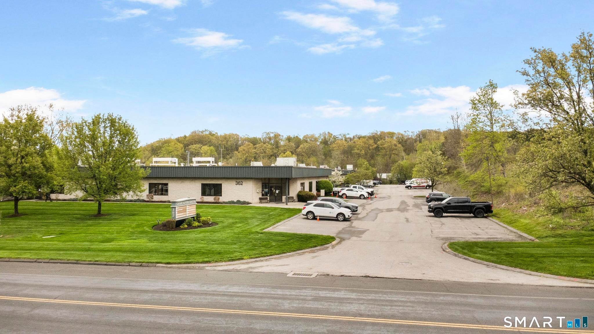 362 Industrial Park Road 5 — photo