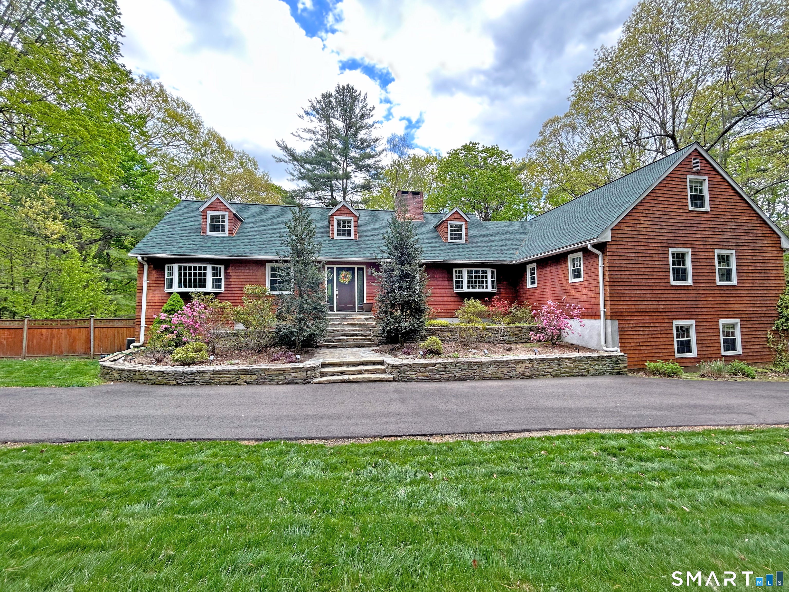 46 Henderson Drive — photo