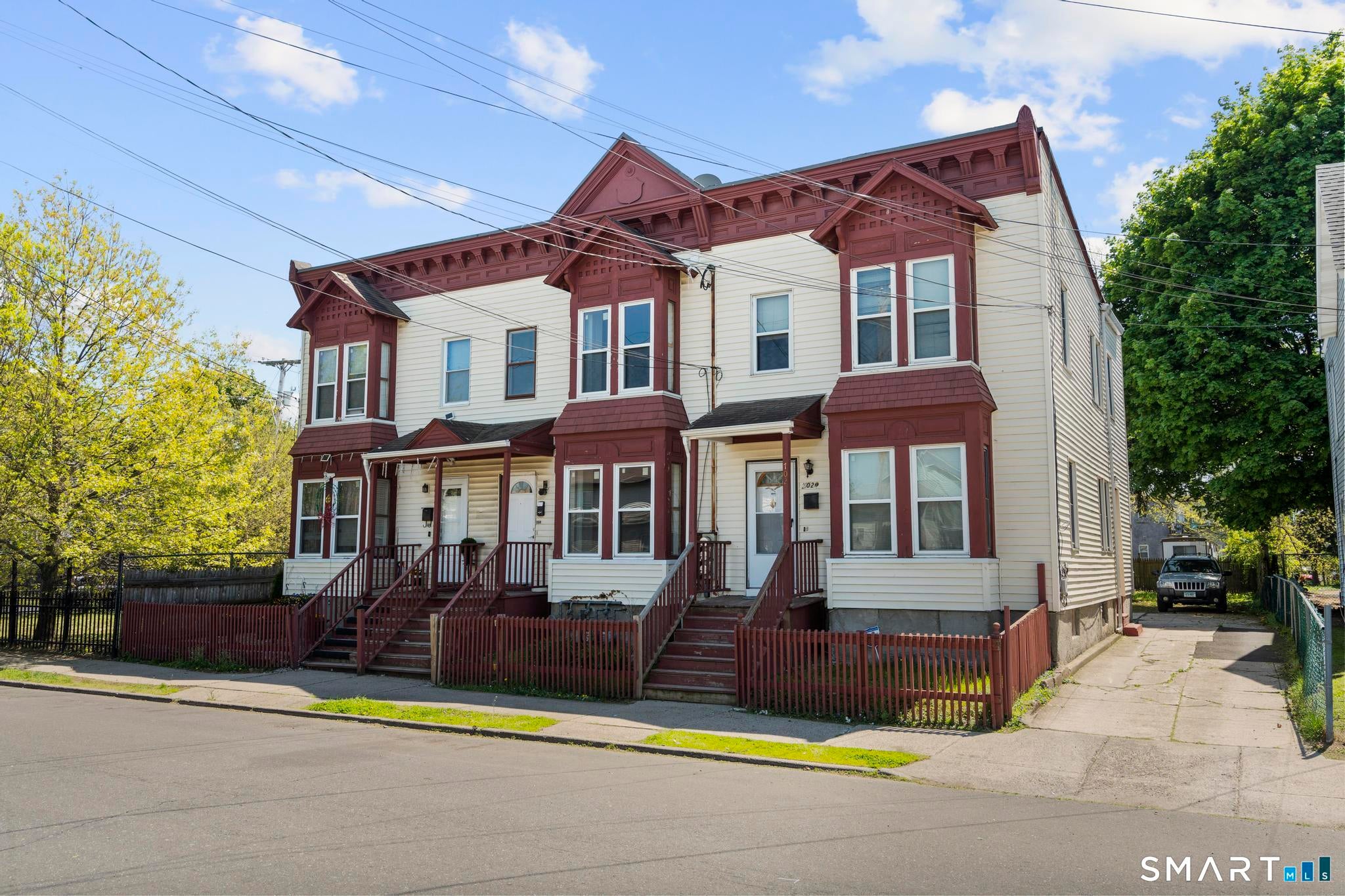 704 Maple Street 704 — photo