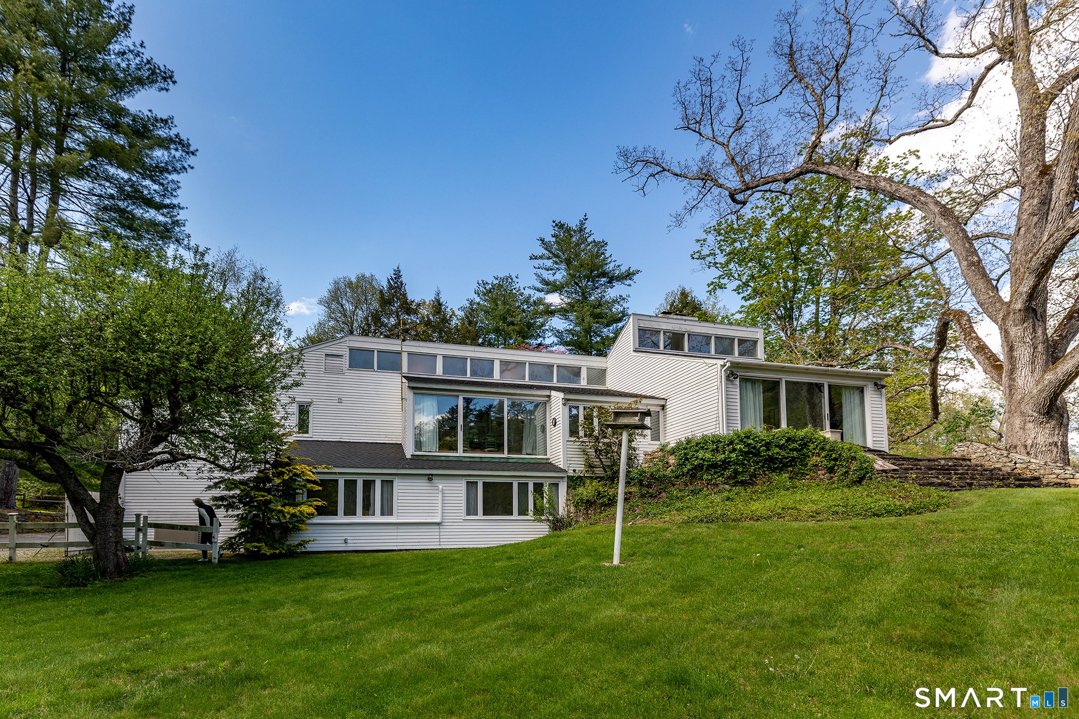35 River Road — photo