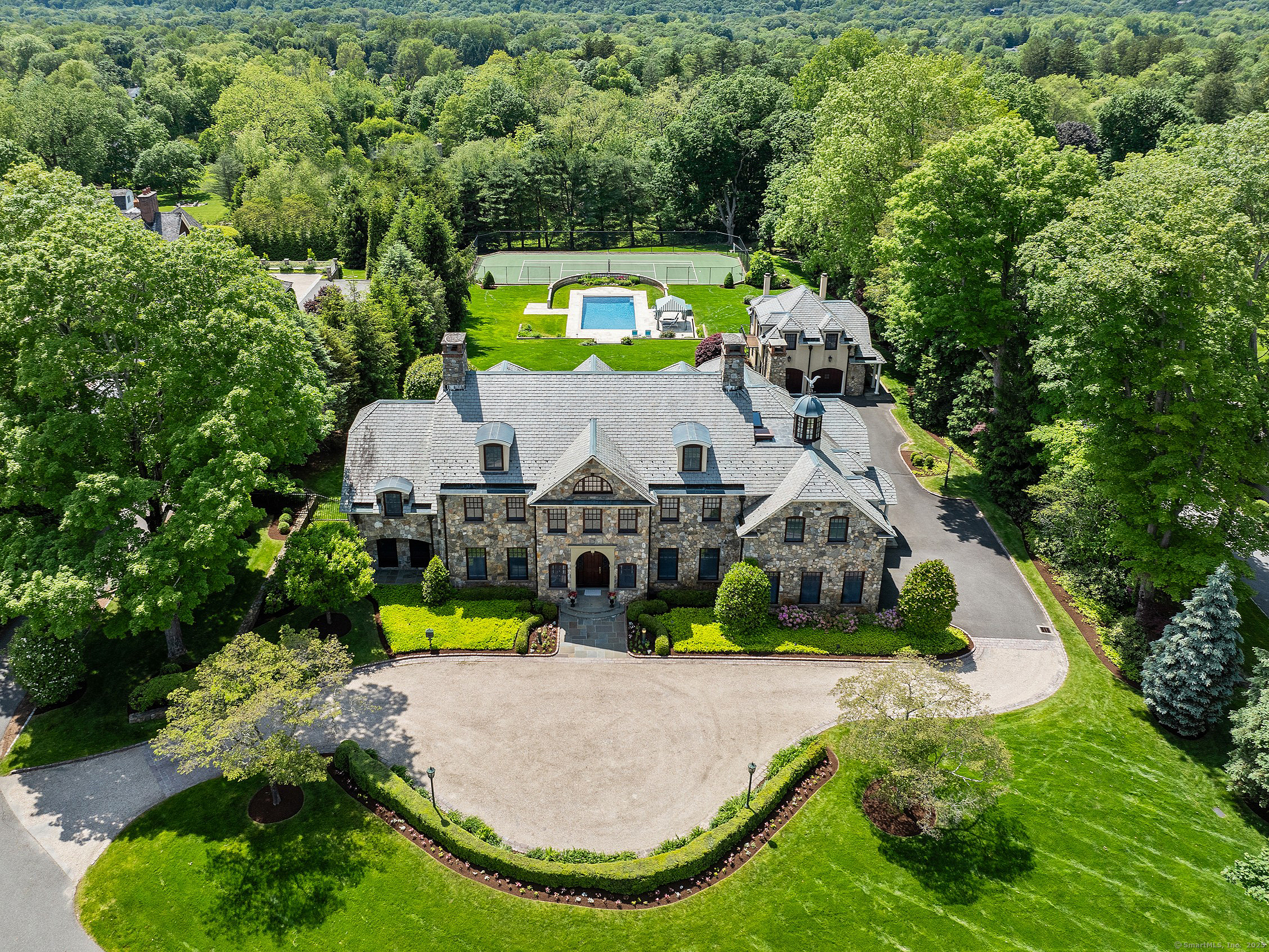 61 High Ridge Avenue, Ridgefield, CT 06877