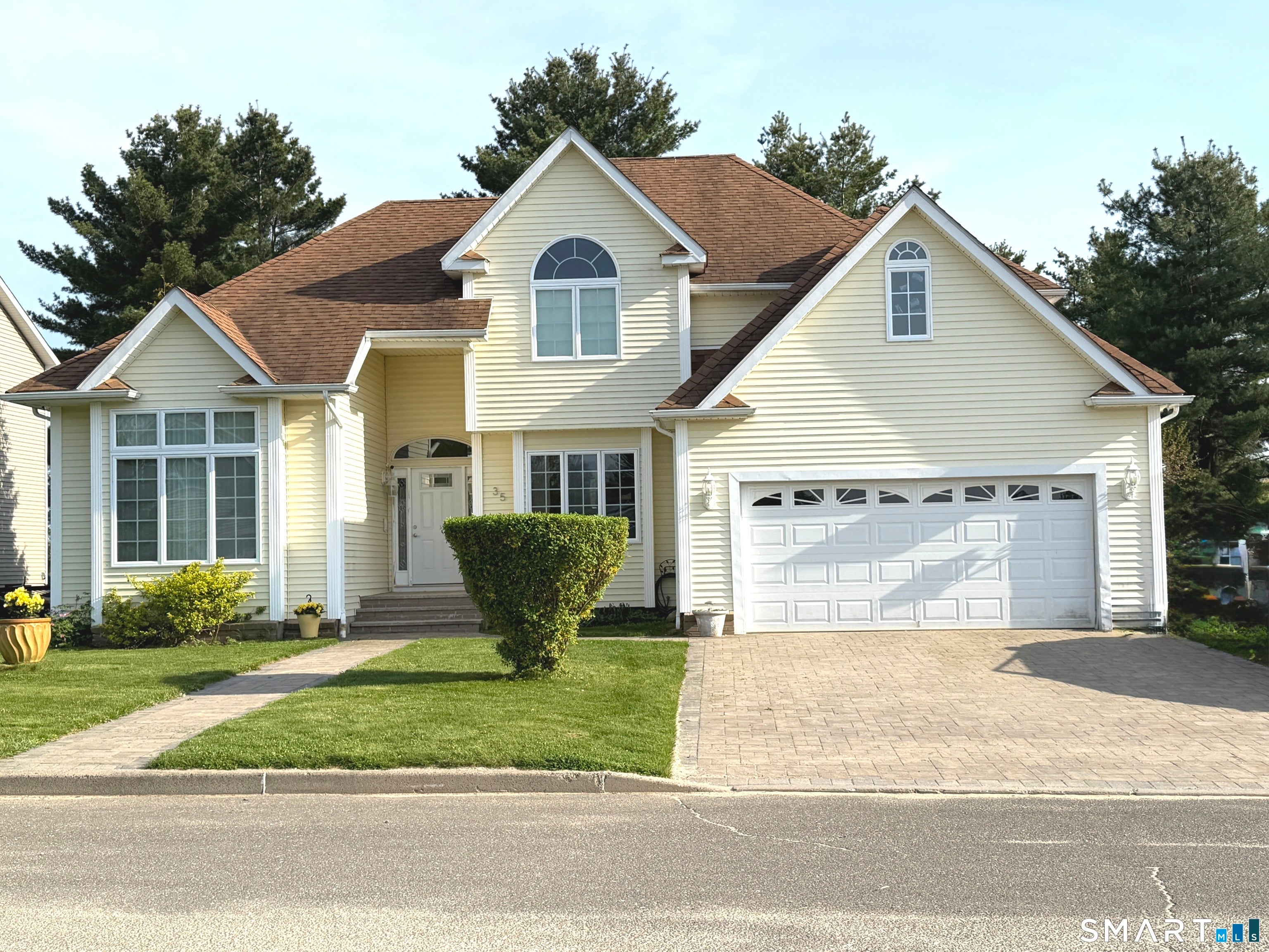 35 Emerald Pines Road — photo