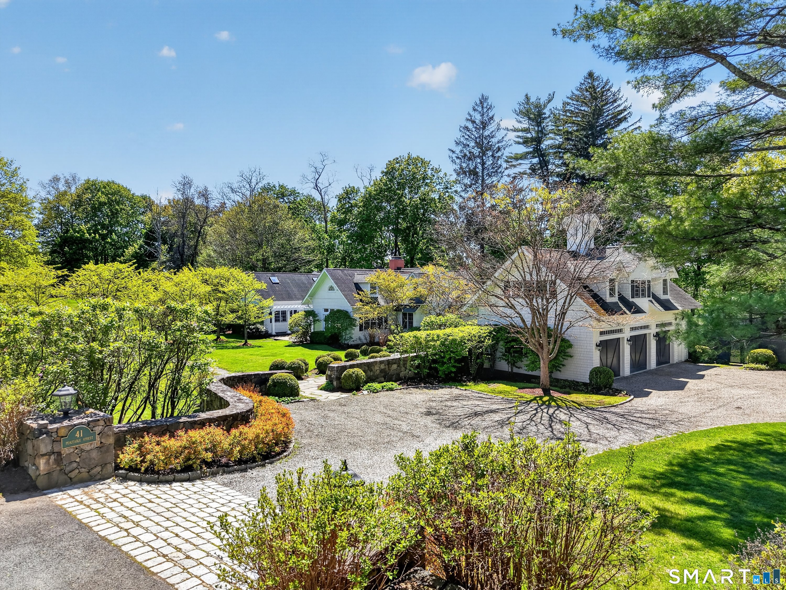 41 Peaceable Street, Ridgefield, CT 06877