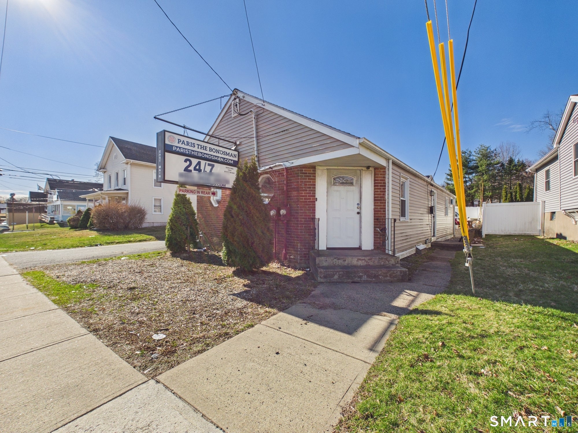 Home in Meriden, CT 06450 — photo 2