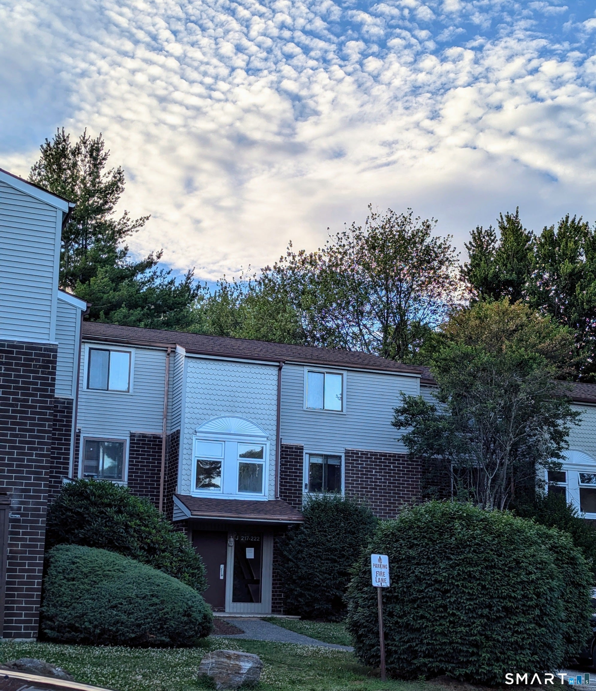 7 Padanaram Road J218 — photo