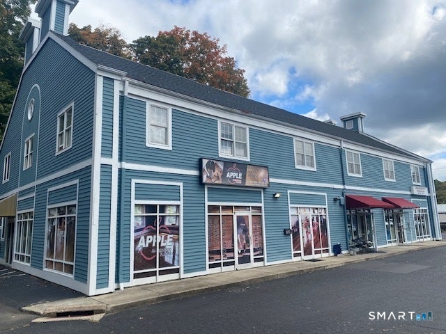 605 Main Street — photo