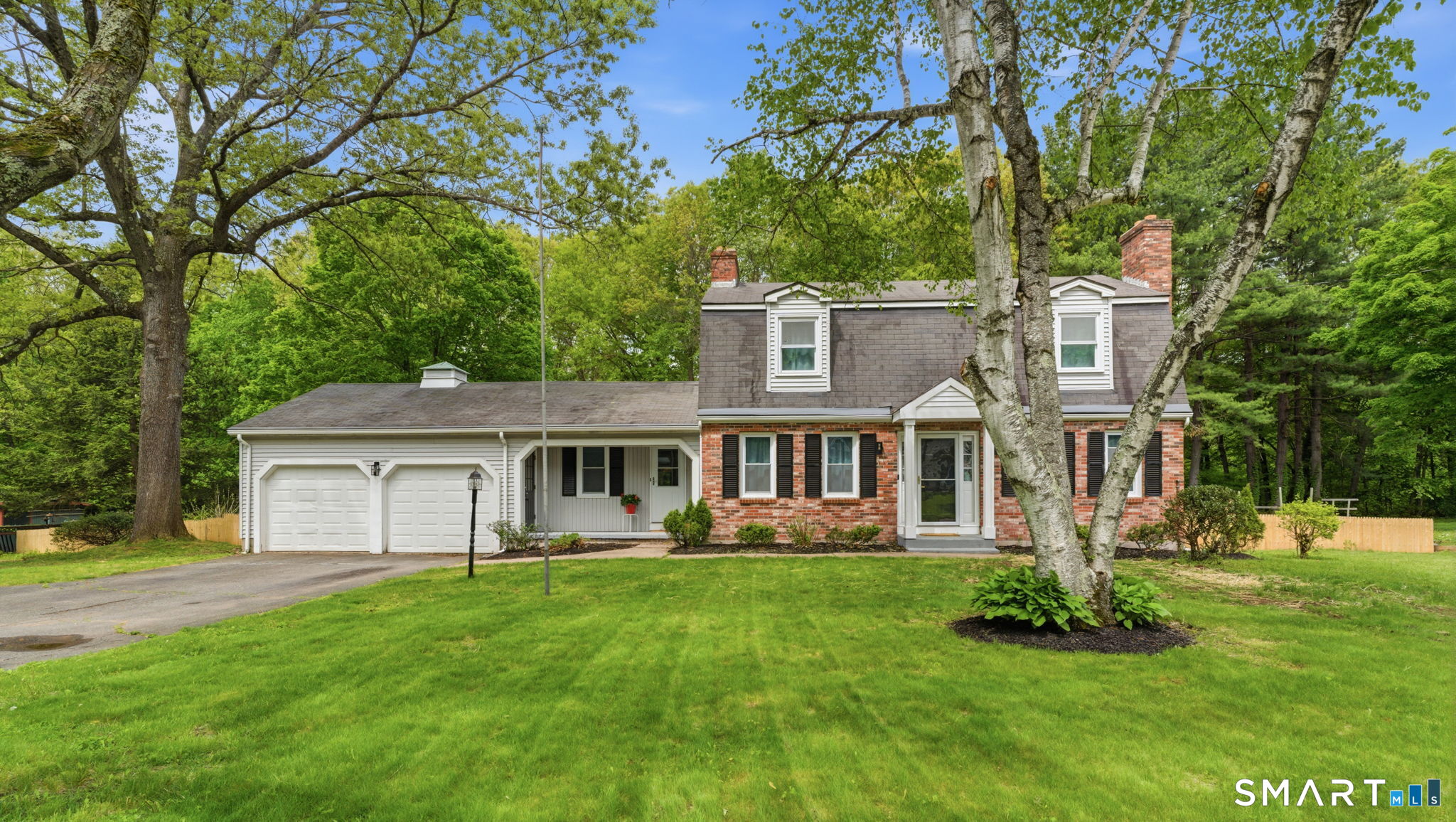 35 Hollow Brook Road — photo