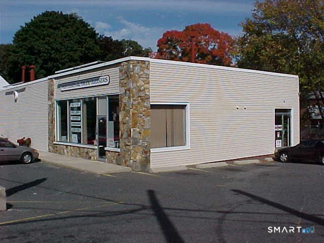 124-126 New Canaan Avenue — photo