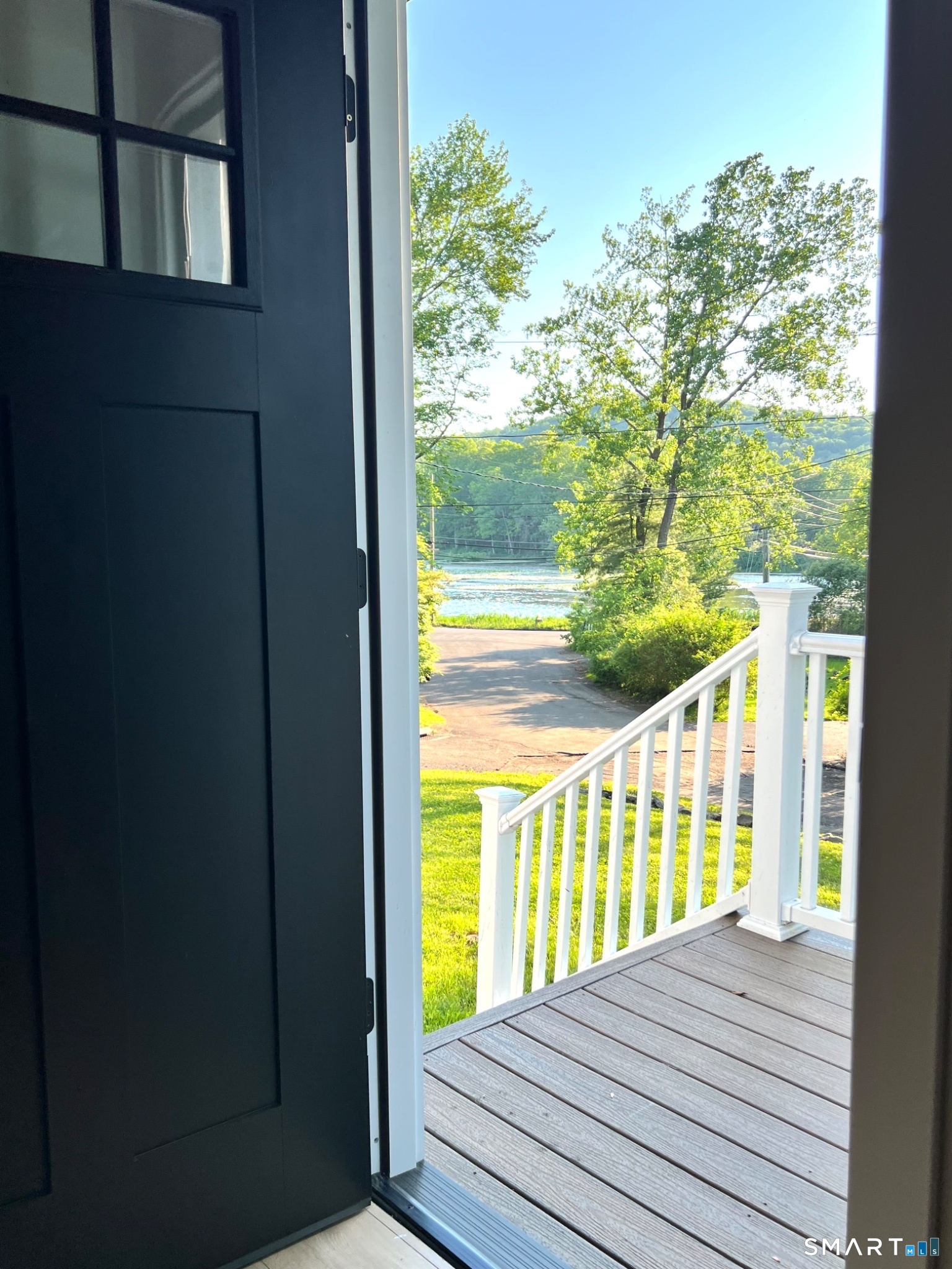 8 Rustic Road, Ridgefield, CT 06877 — photo 2