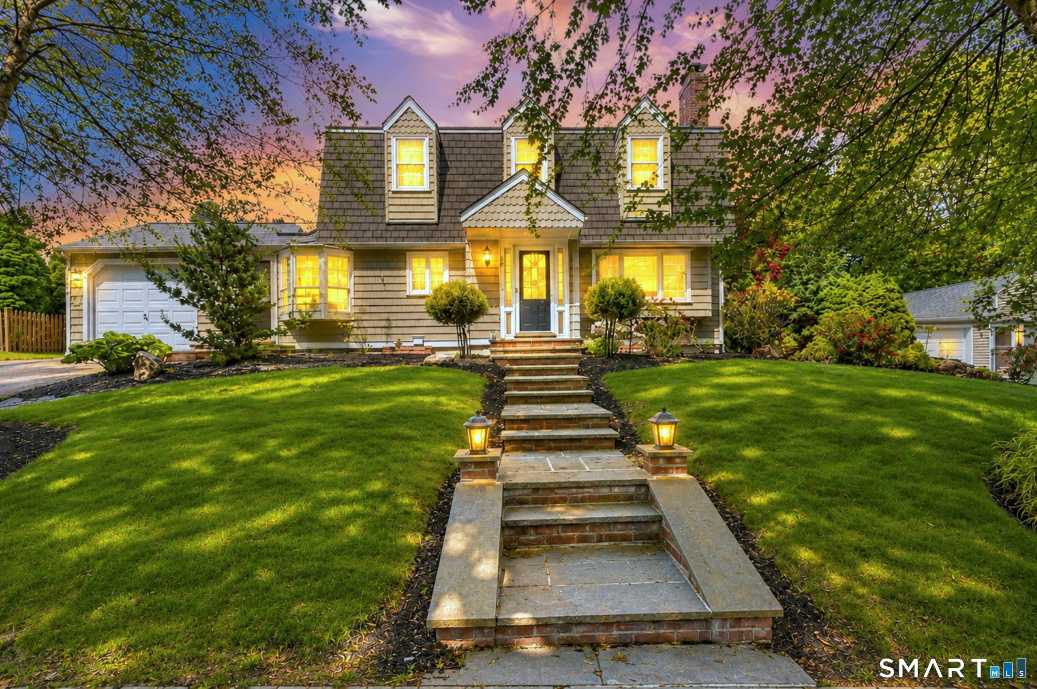 18 Woodhead Drive — photo