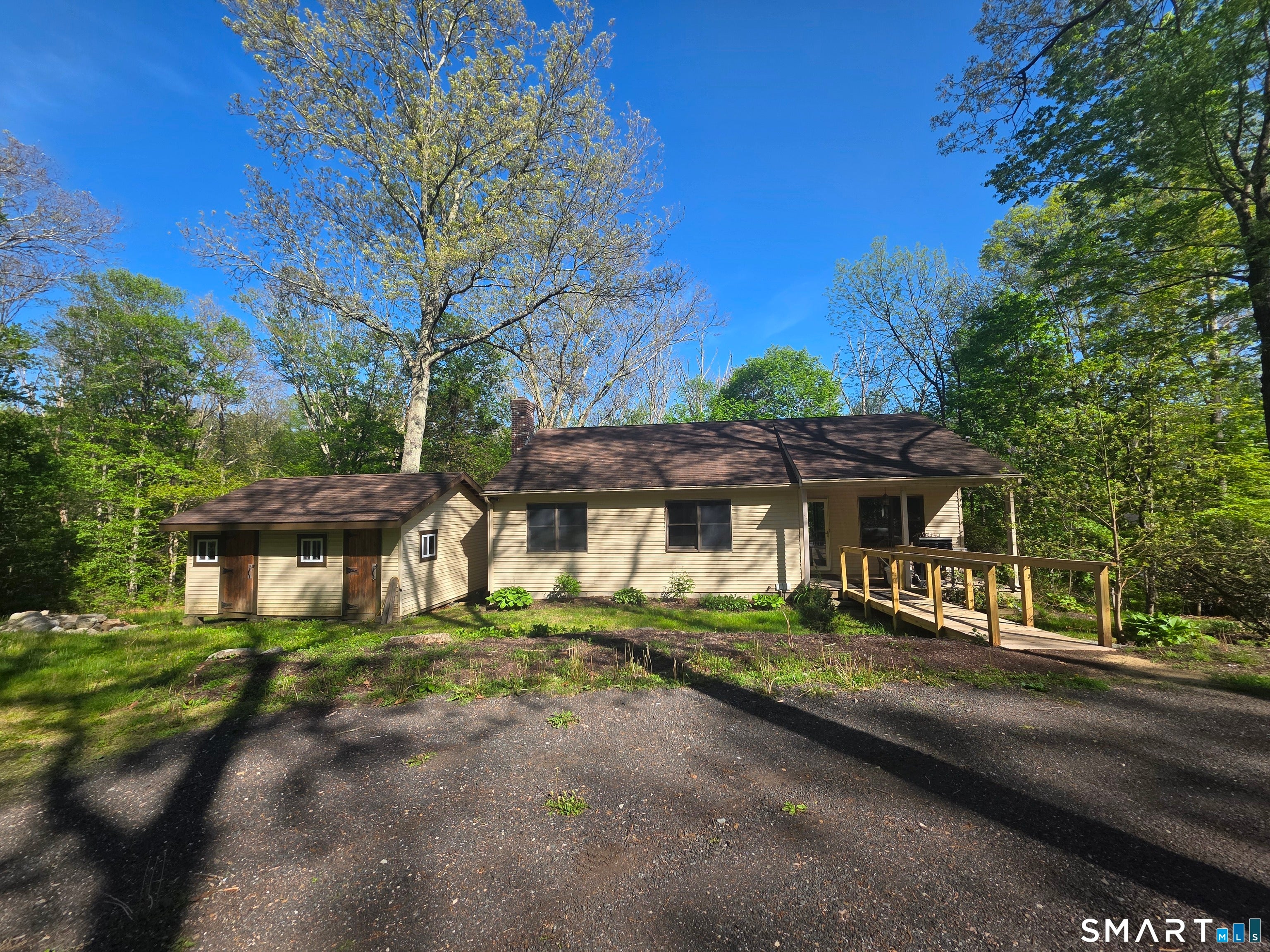 222 Tower Hill Road — photo